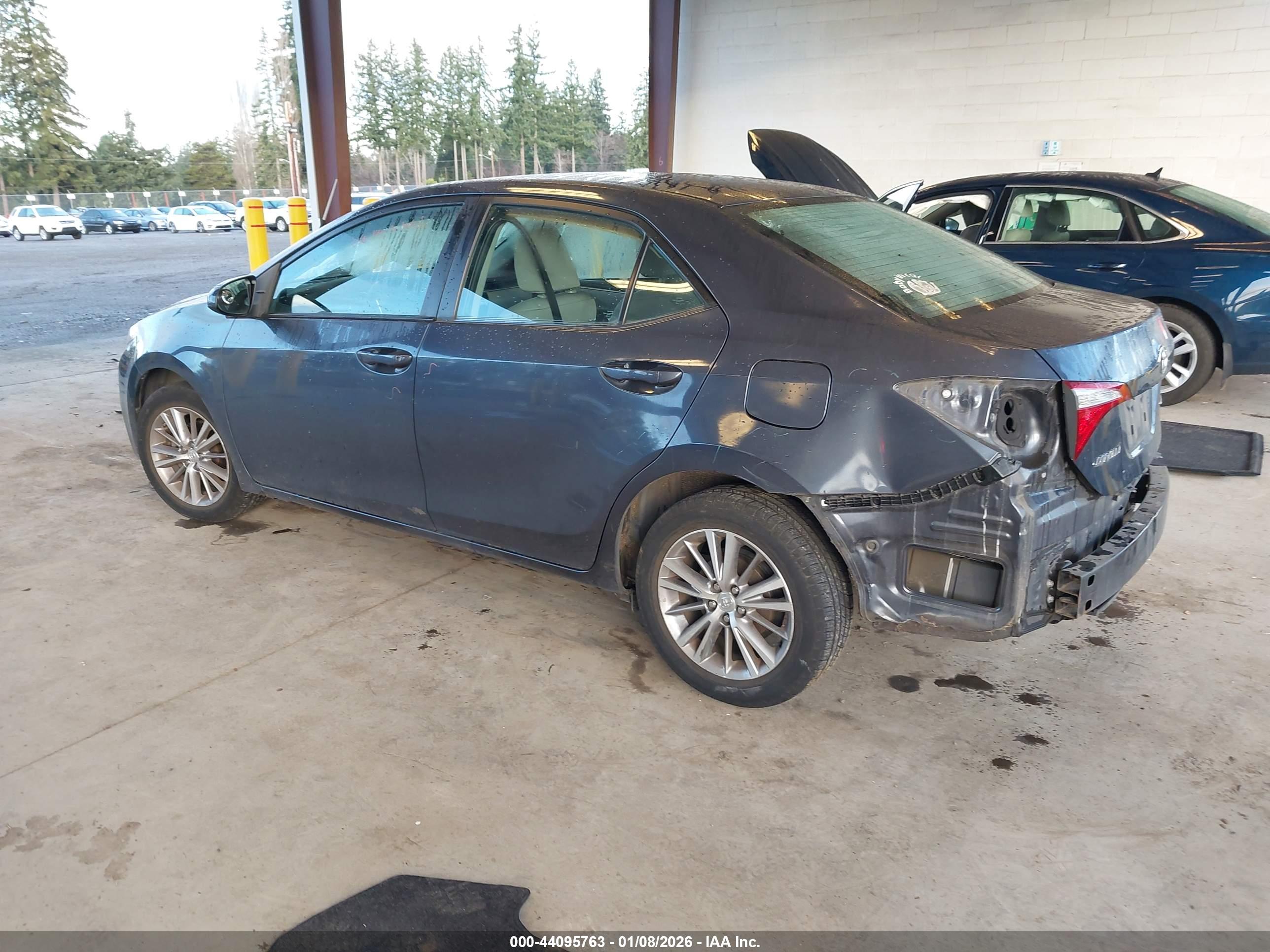 TOYOTA COROLLA image 3