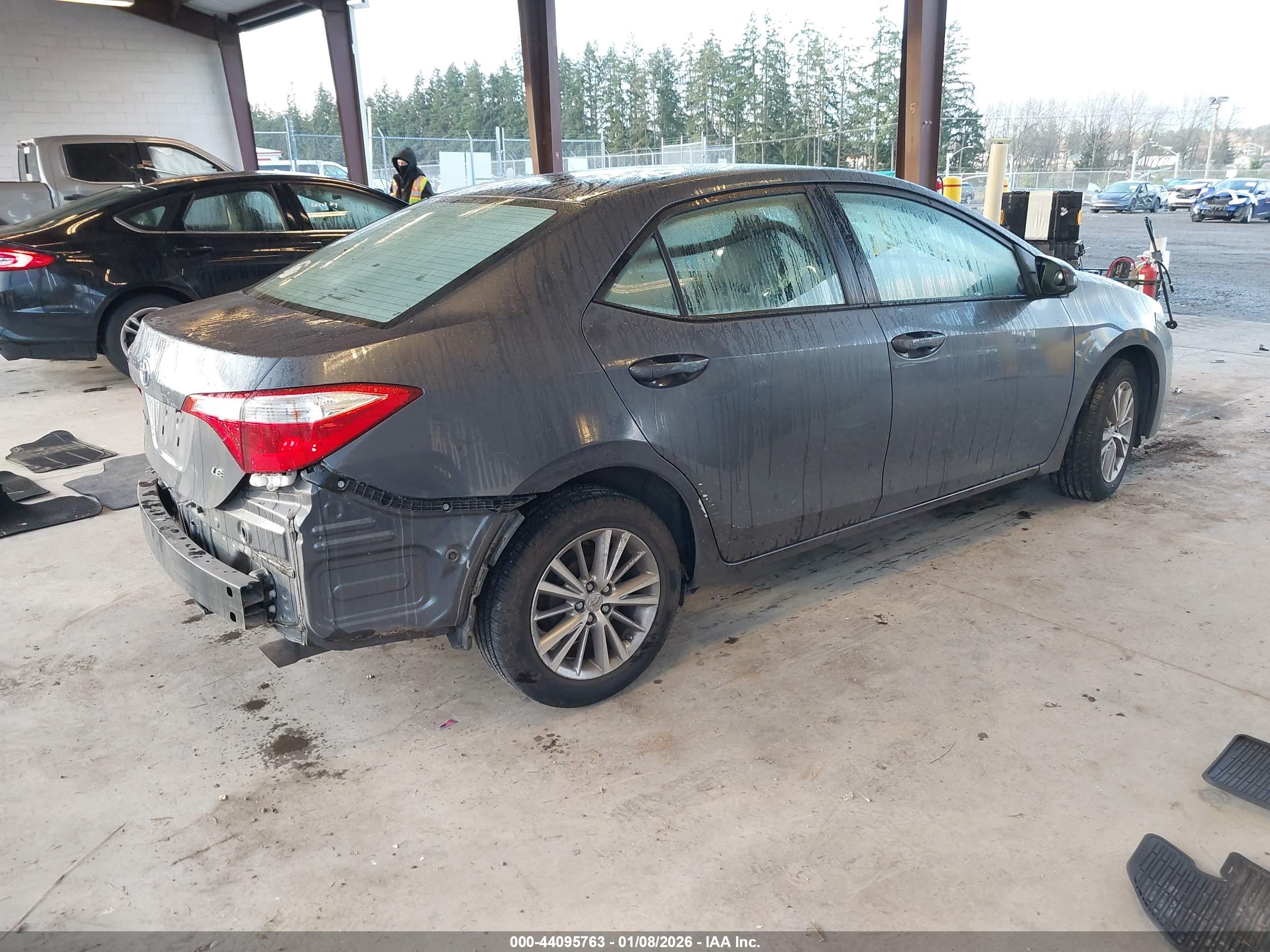 TOYOTA COROLLA image 4