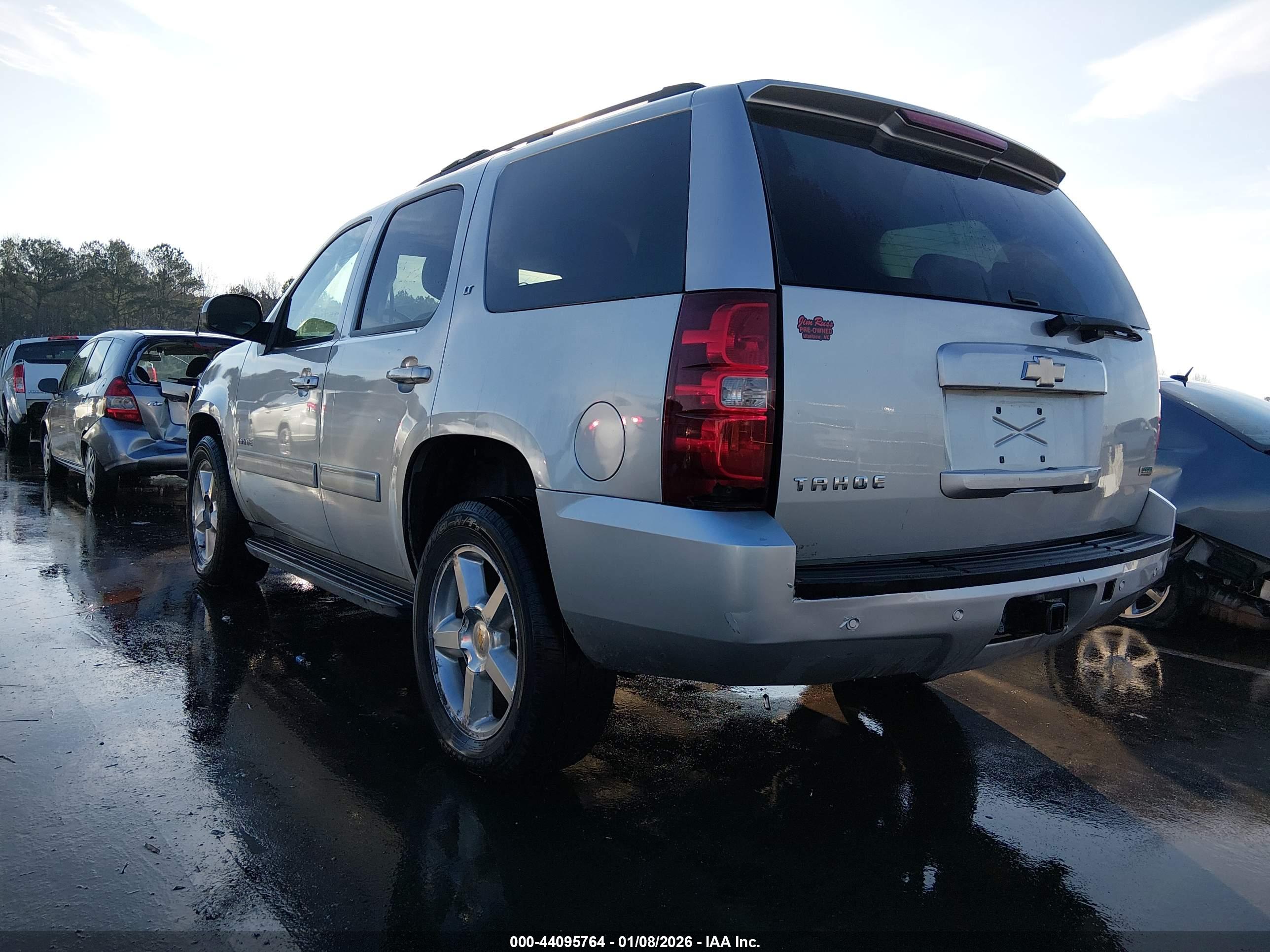 CHEVROLET TAHOE image 3