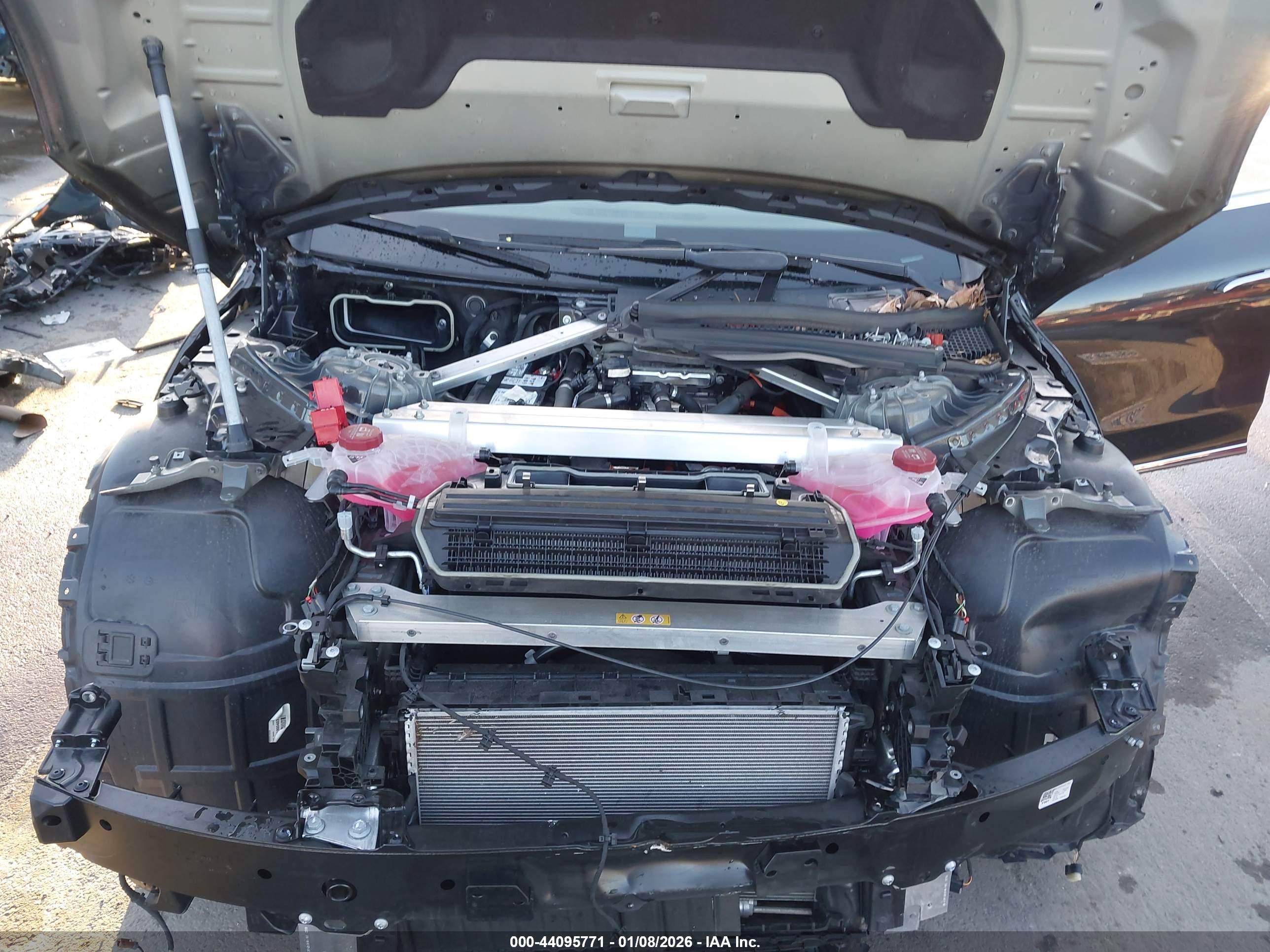 MERCEDES-BENZ EQE image 10