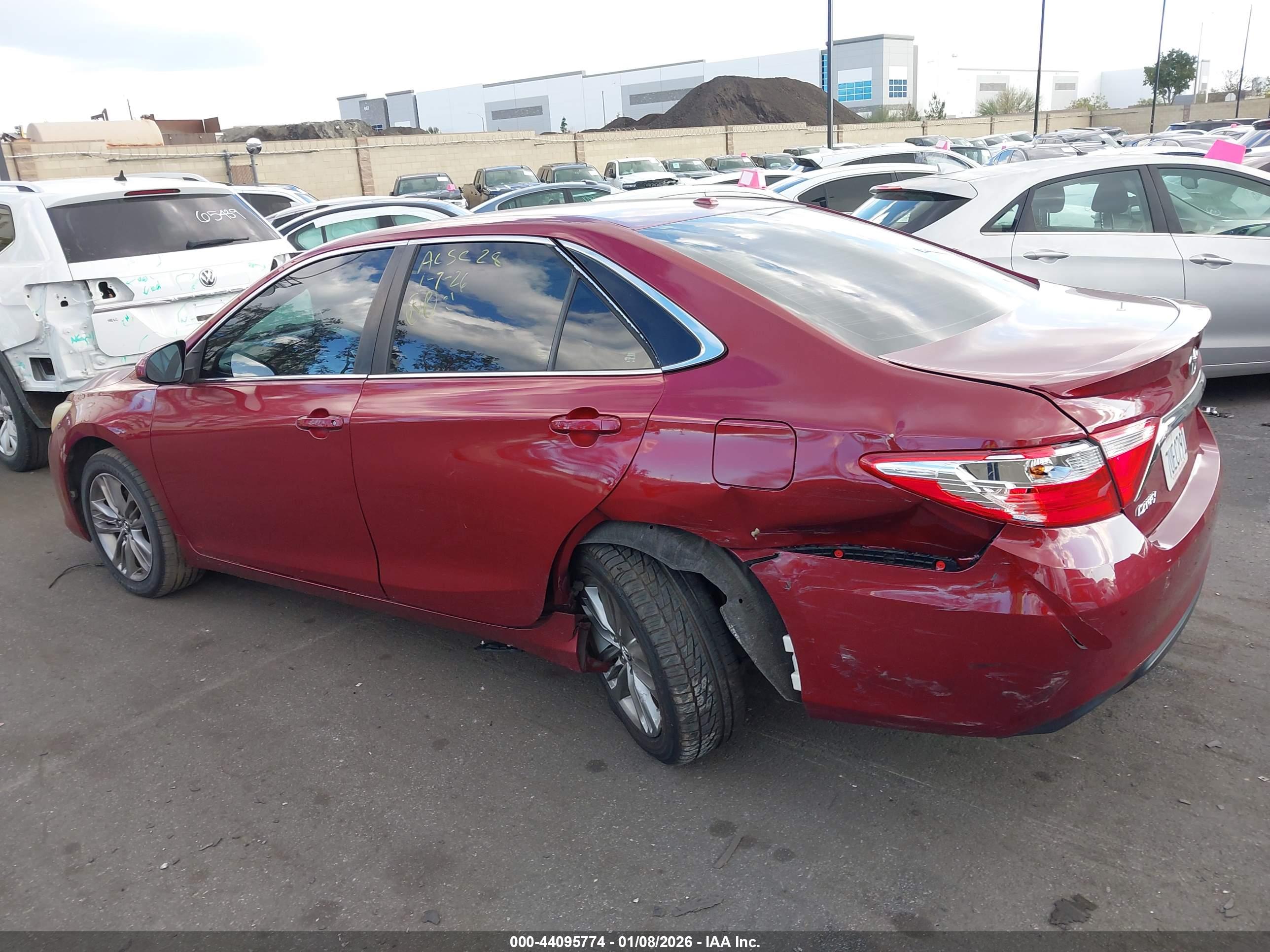 TOYOTA CAMRY image 6