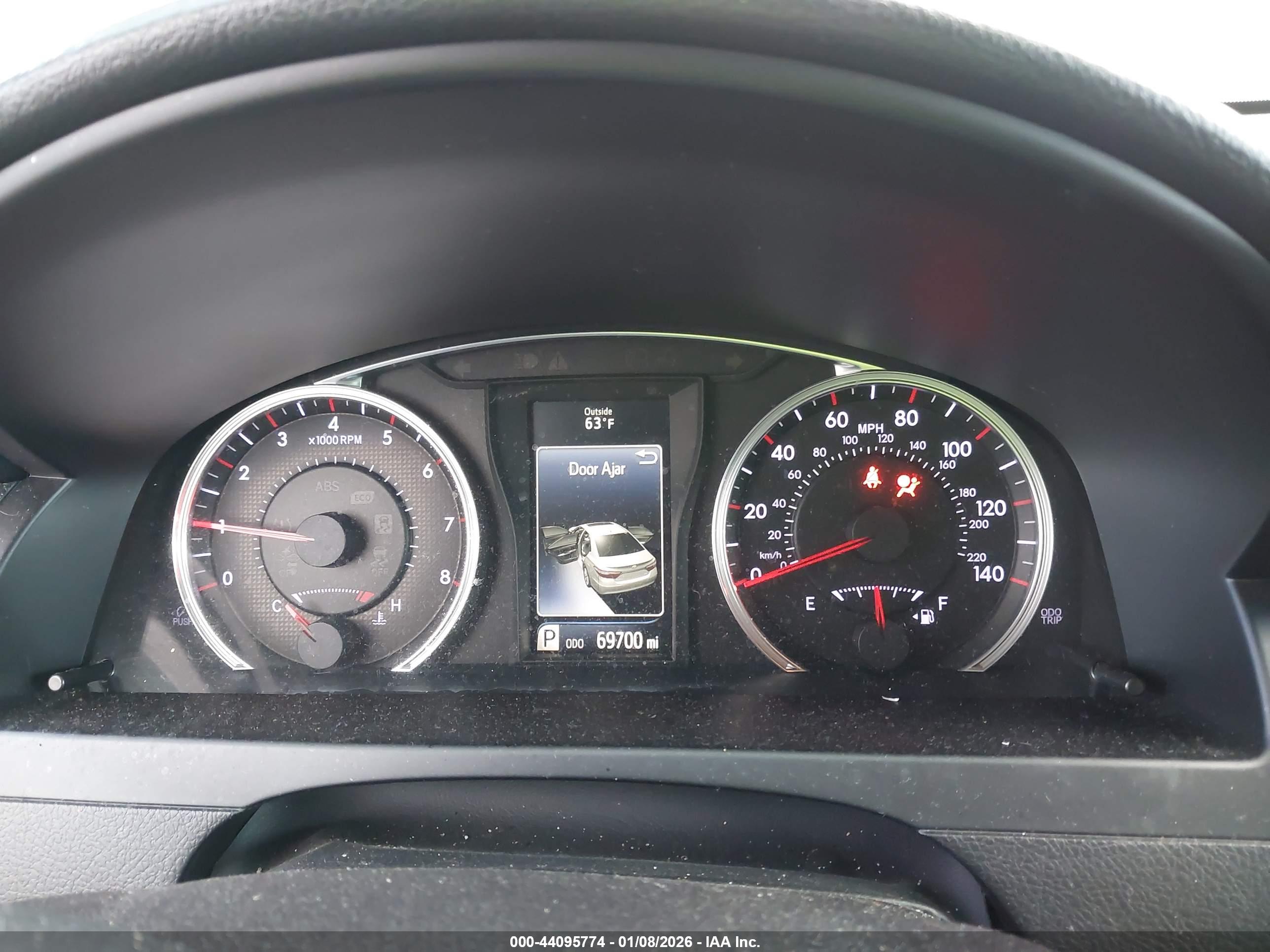 TOYOTA CAMRY image 7