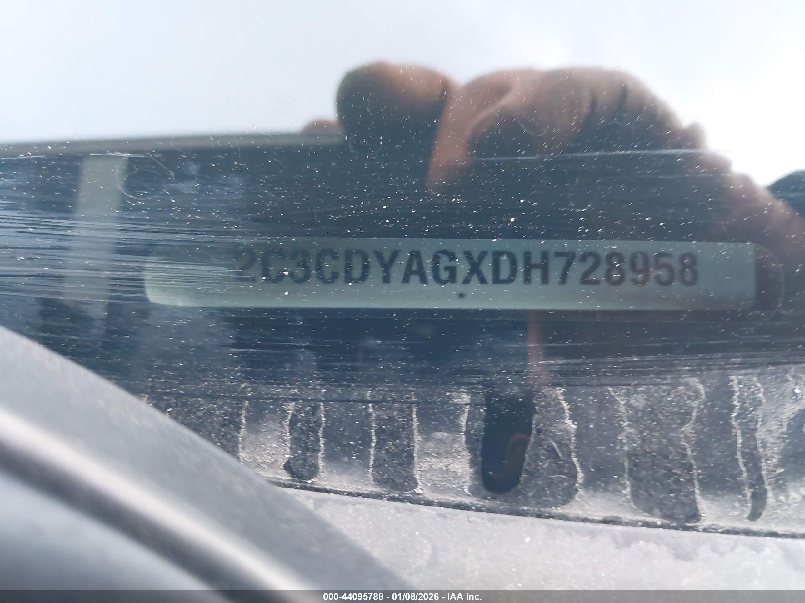 DODGE CHALLENGER image 9