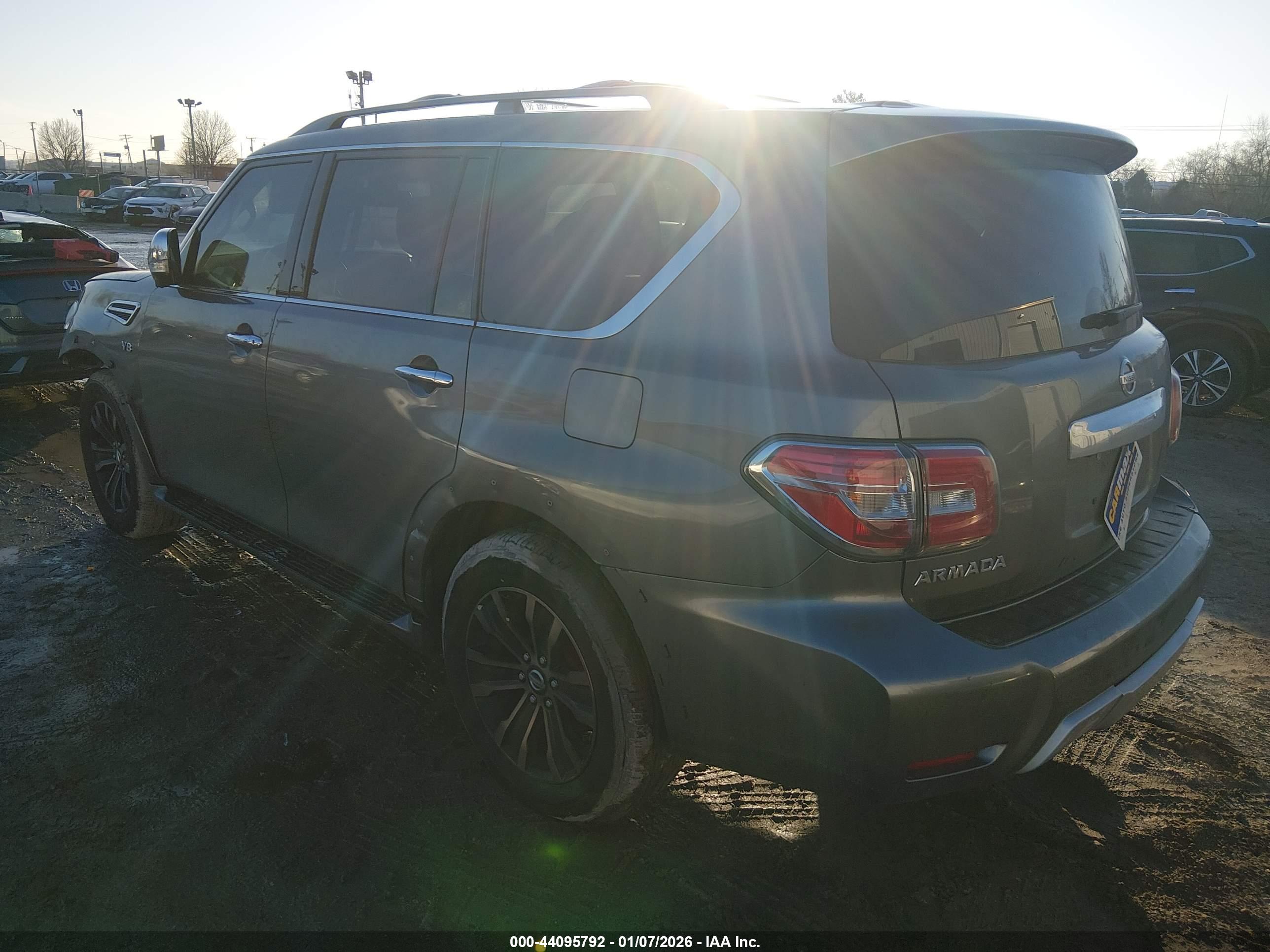 NISSAN ARMADA image 3