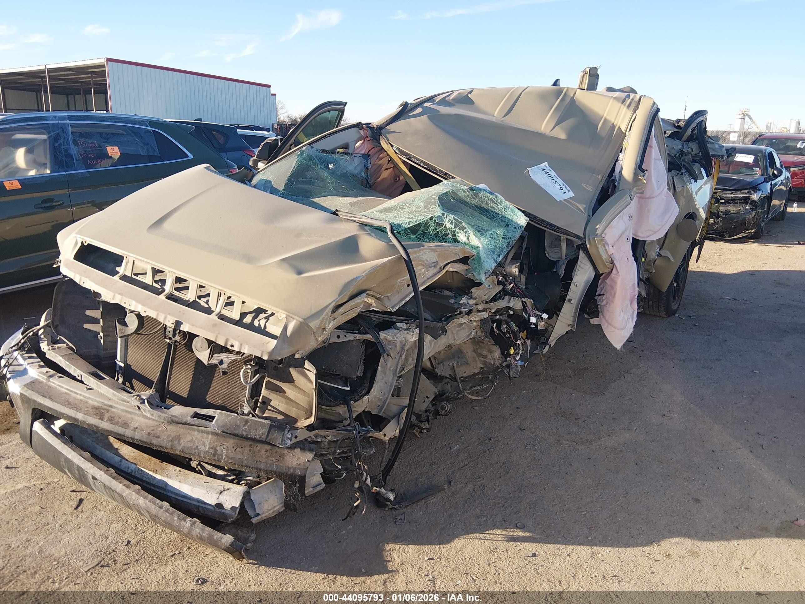TOYOTA TUNDRA image 2