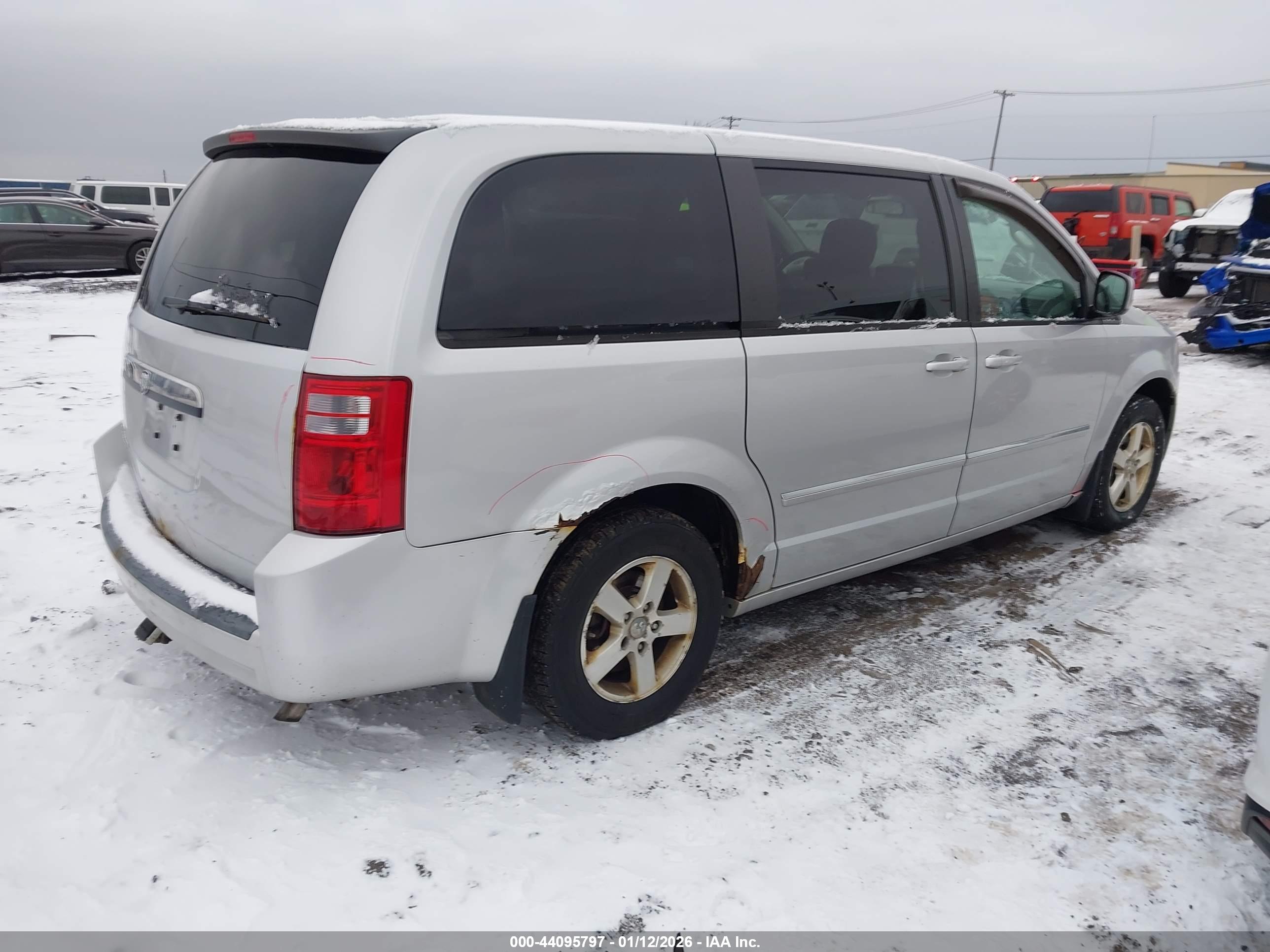DODGE GRAND image 4