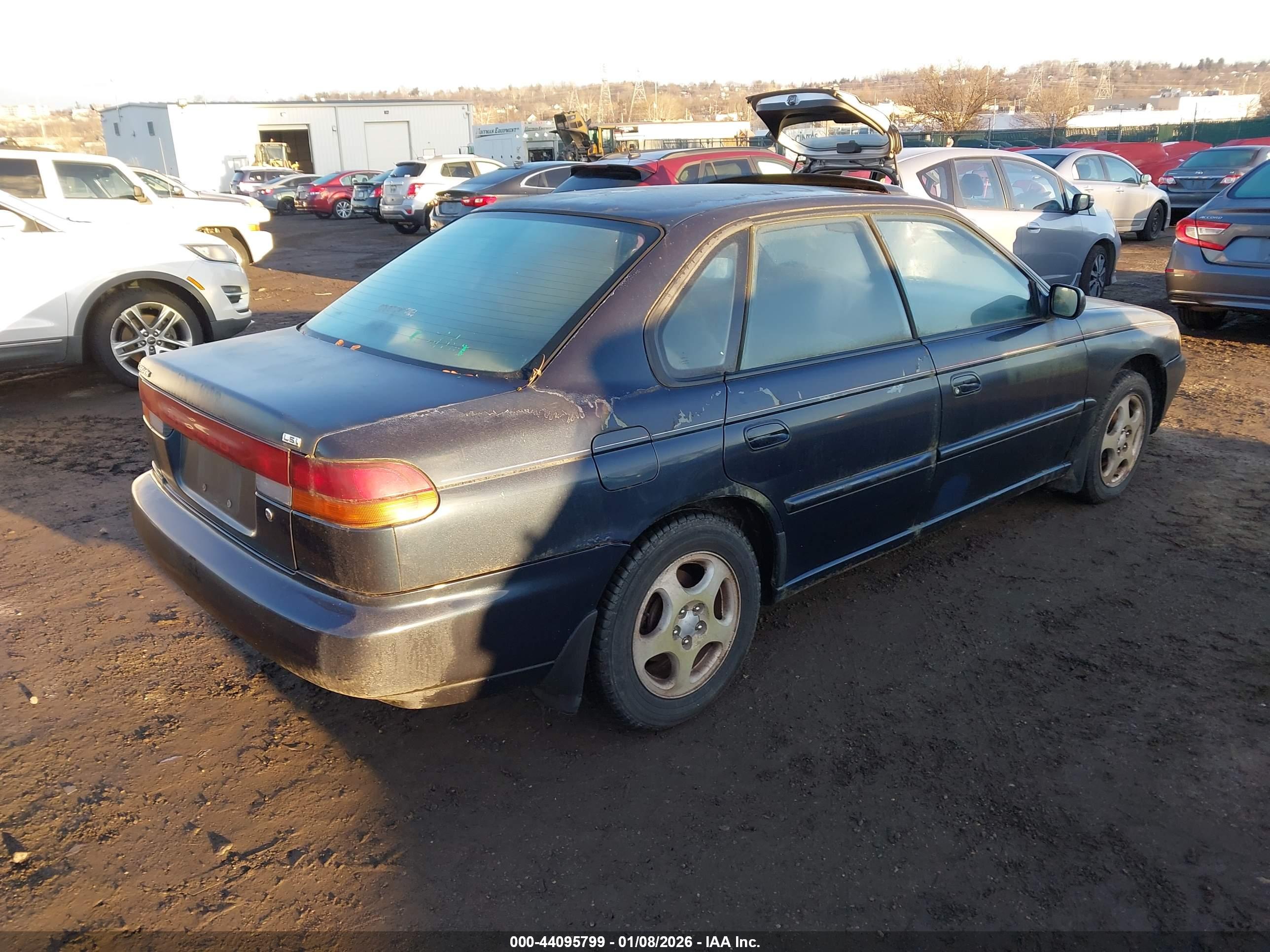 SUBARU LEGACY image 4