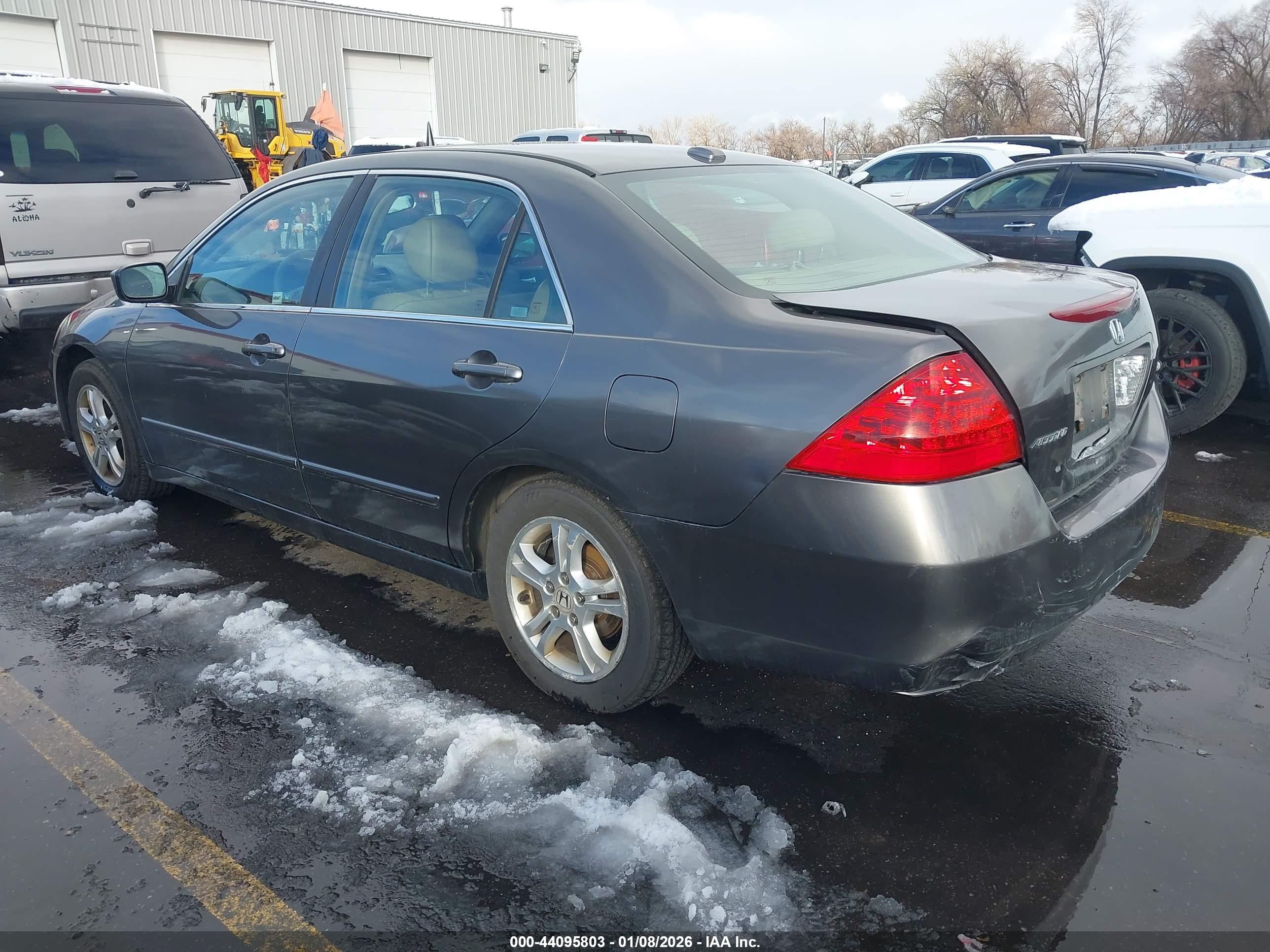 HONDA ACCORD image 3