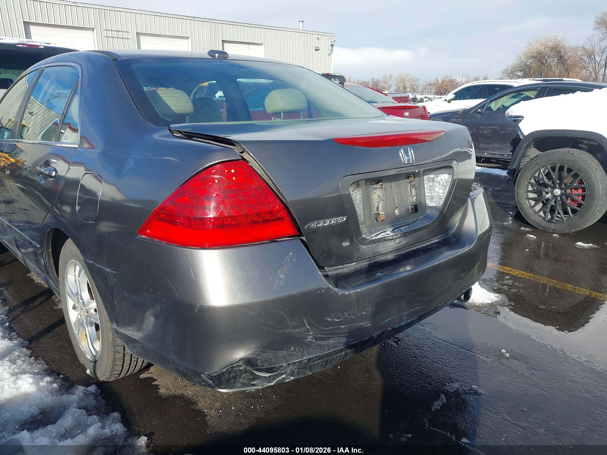 HONDA ACCORD image 6