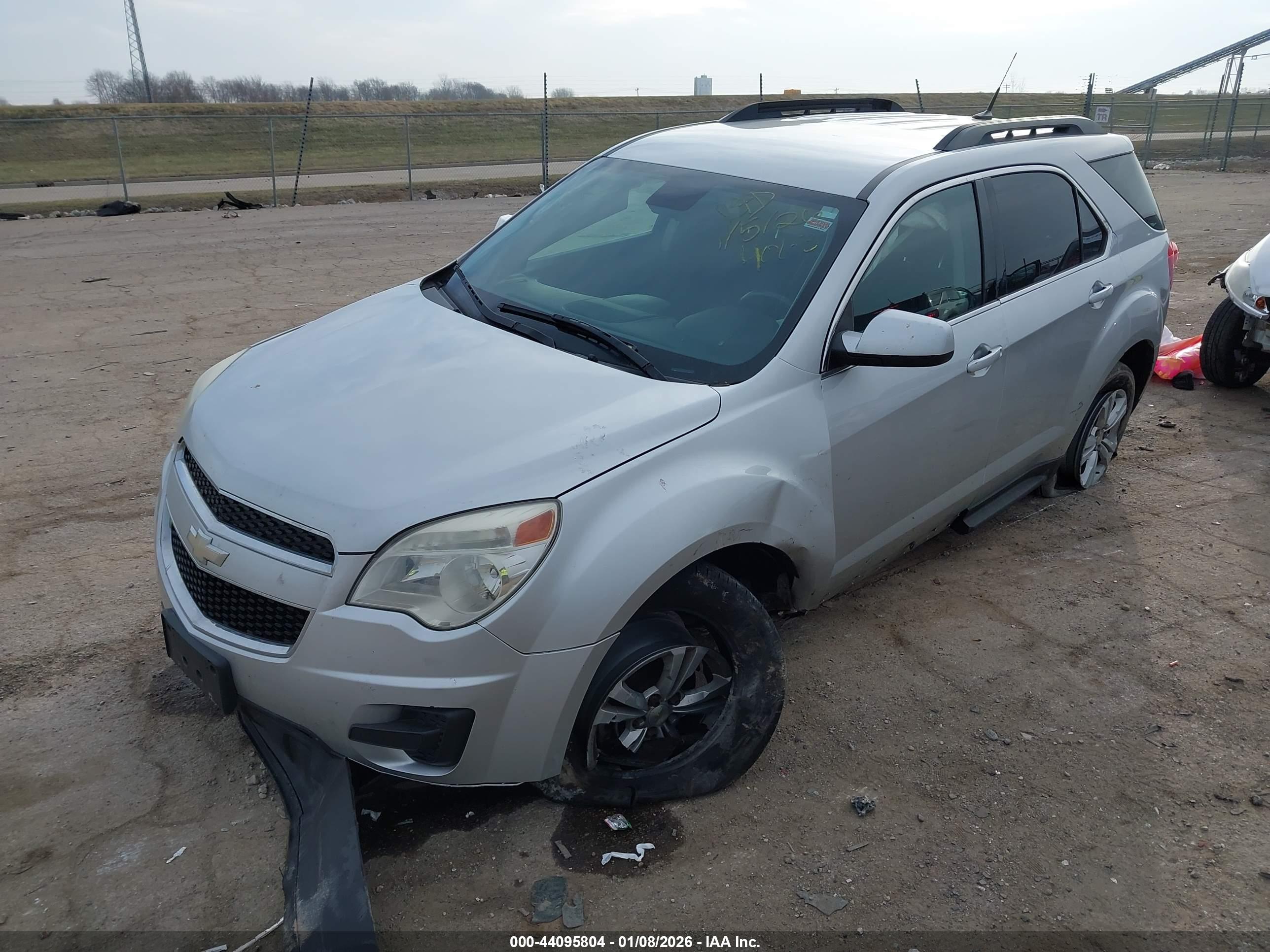 CHEVROLET EQUINOX image 2