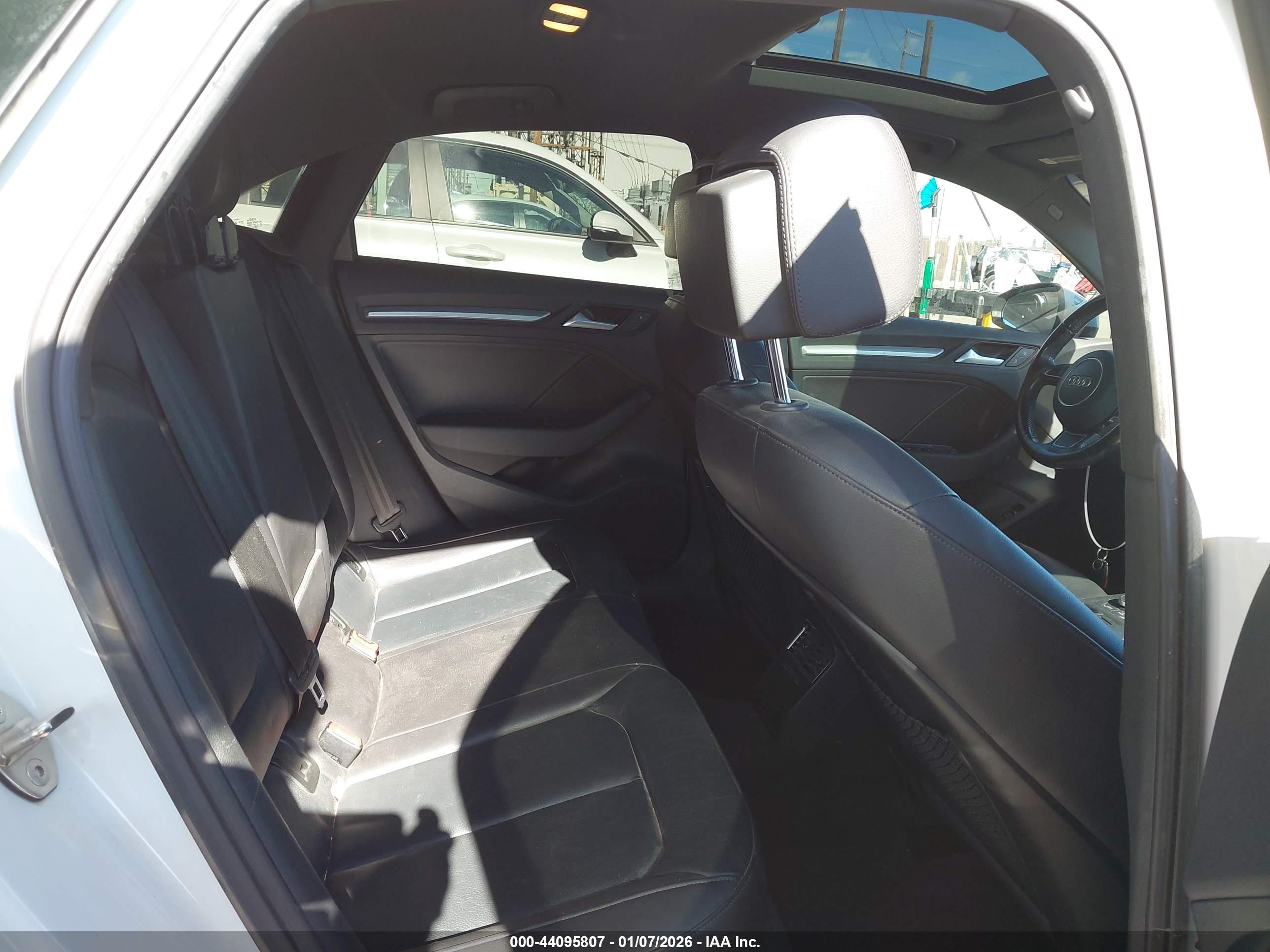 AUDI A3 image 8