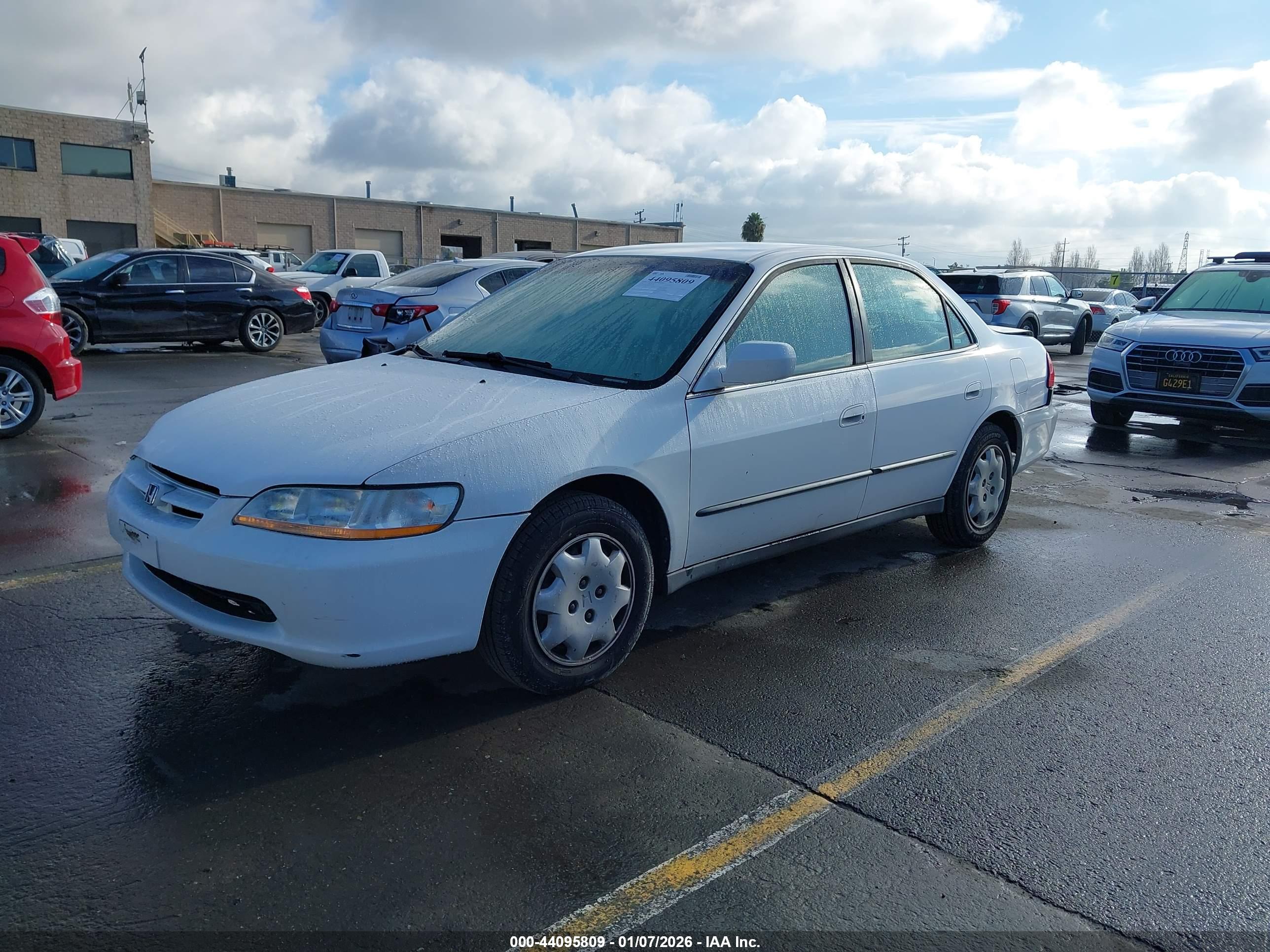 HONDA ACCORD image 2