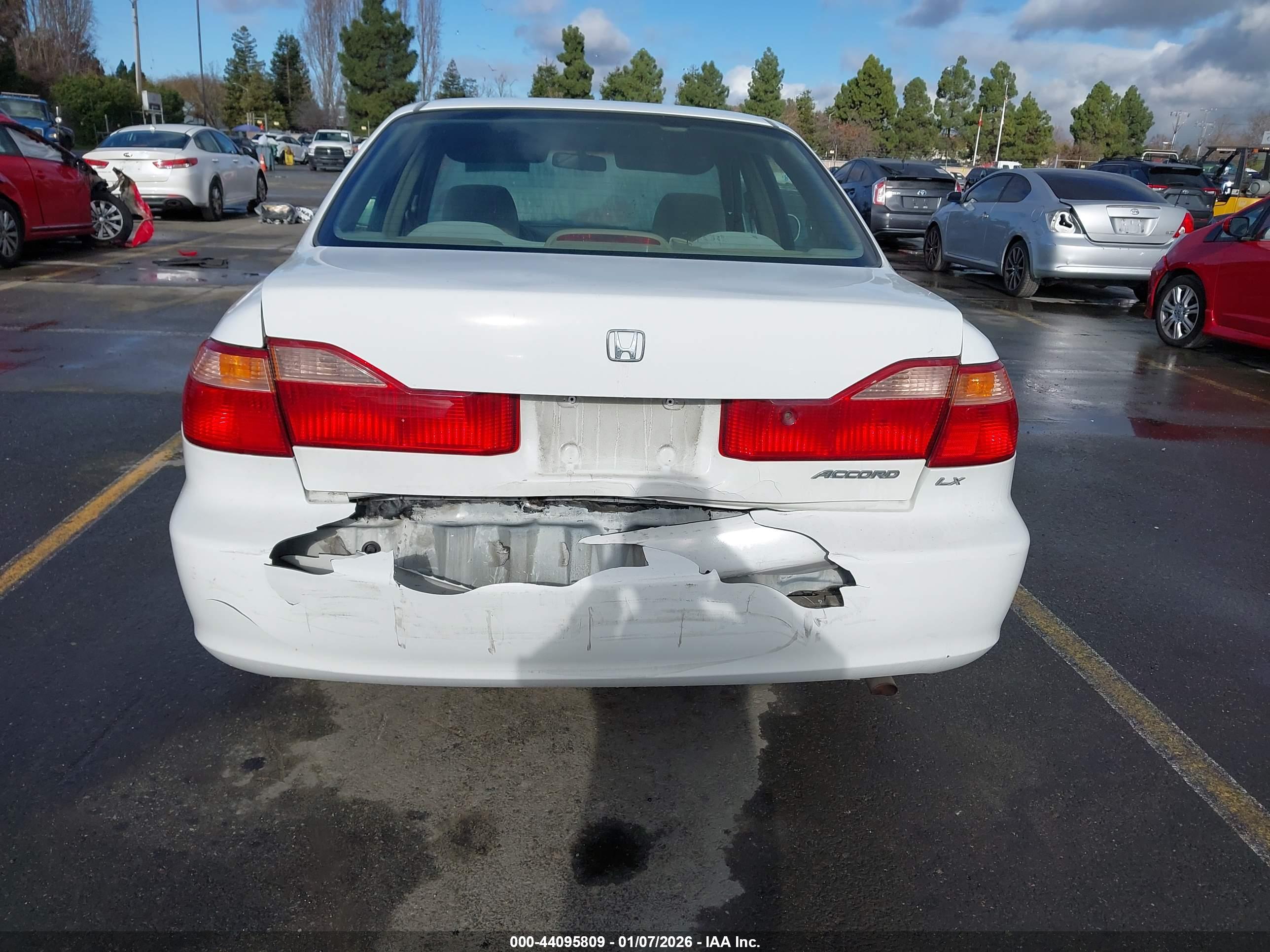 HONDA ACCORD image 6