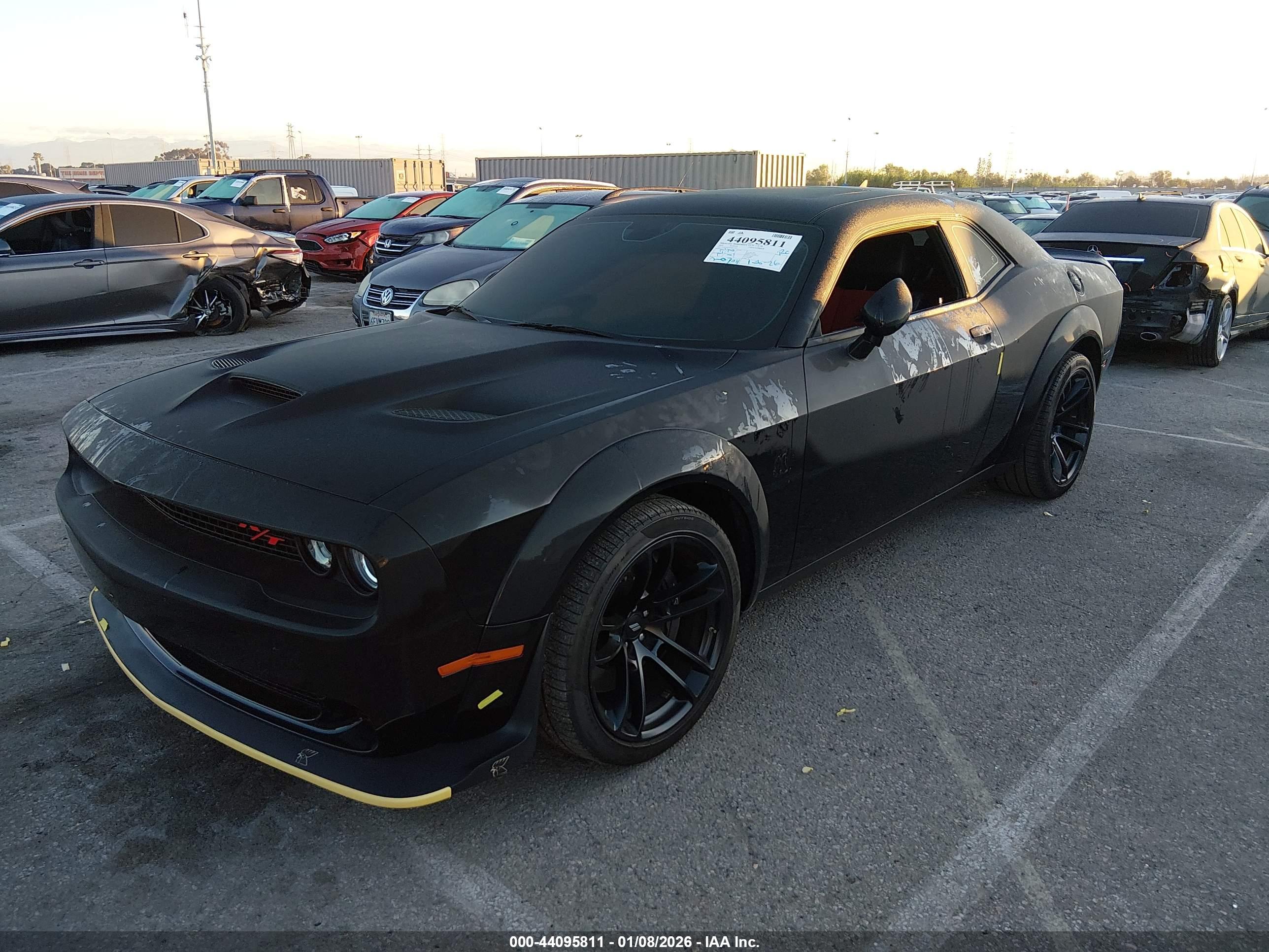 DODGE CHALLENGER image 6