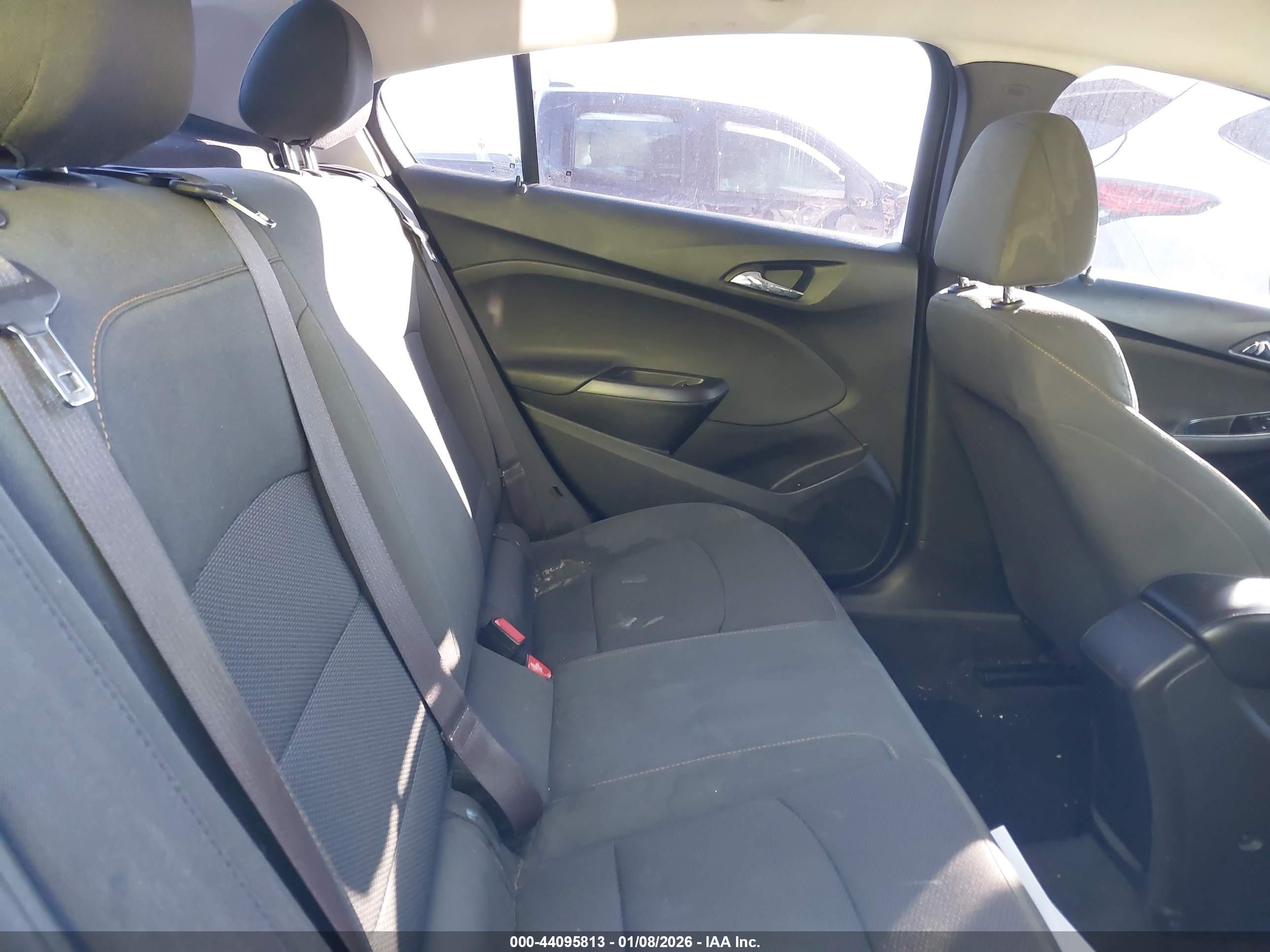 CHEVROLET CRUZE image 8