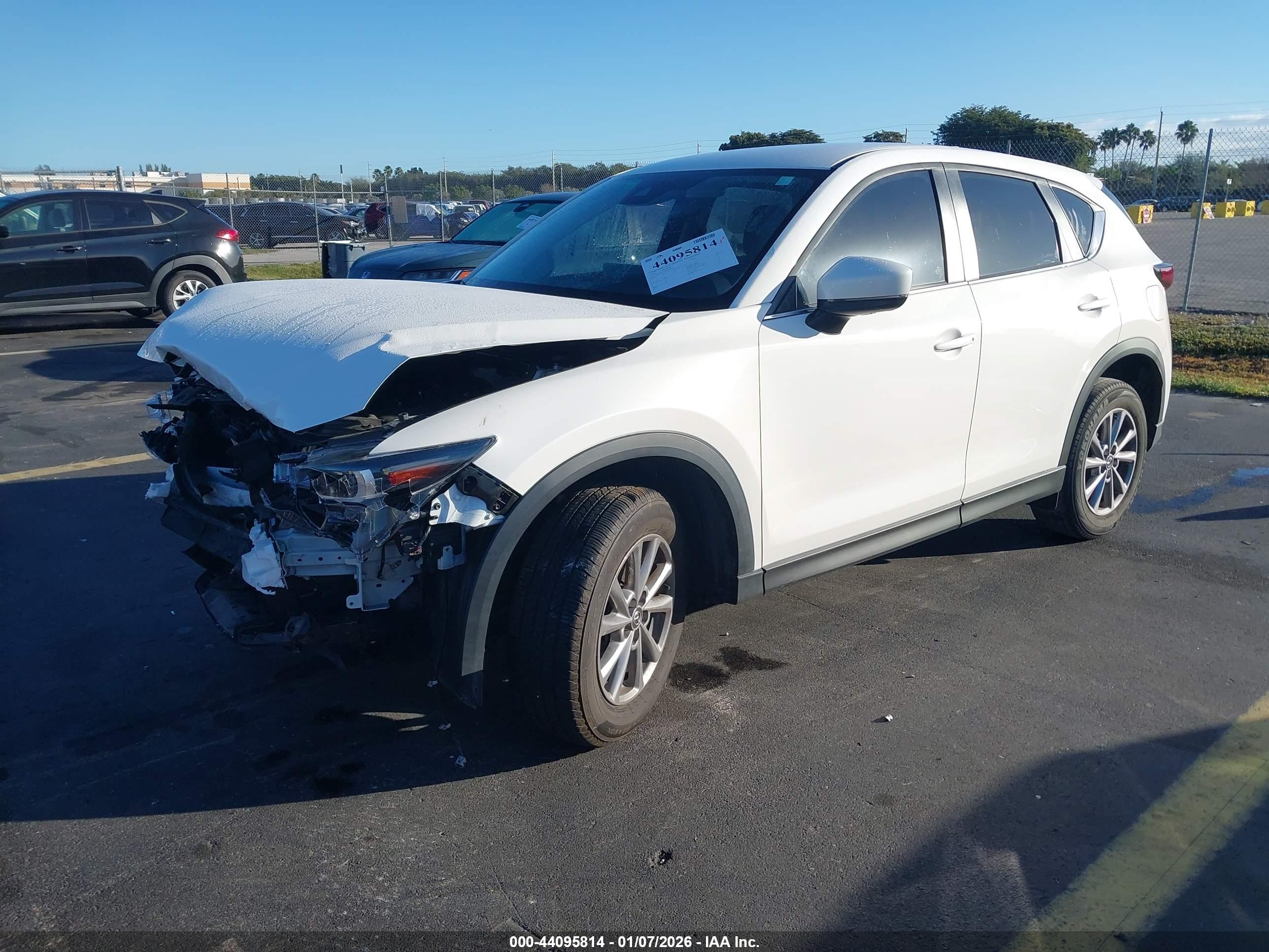 MAZDA CX-5 image 2