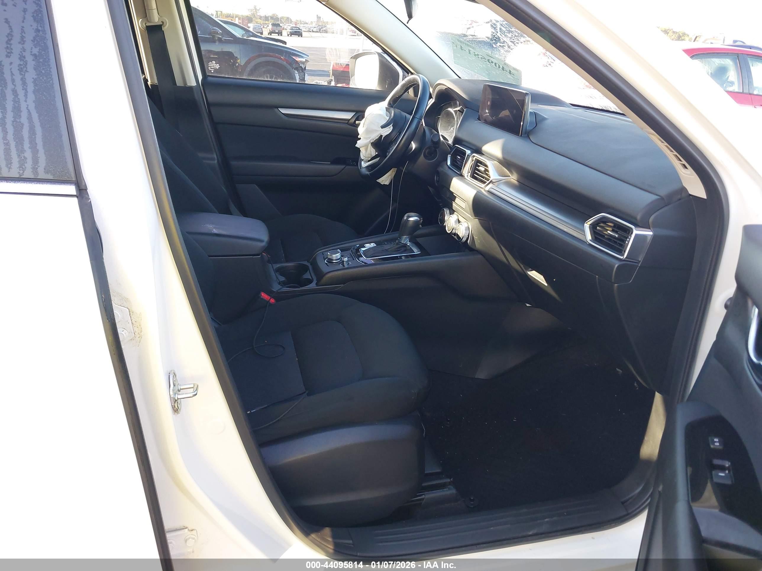 MAZDA CX-5 image 5