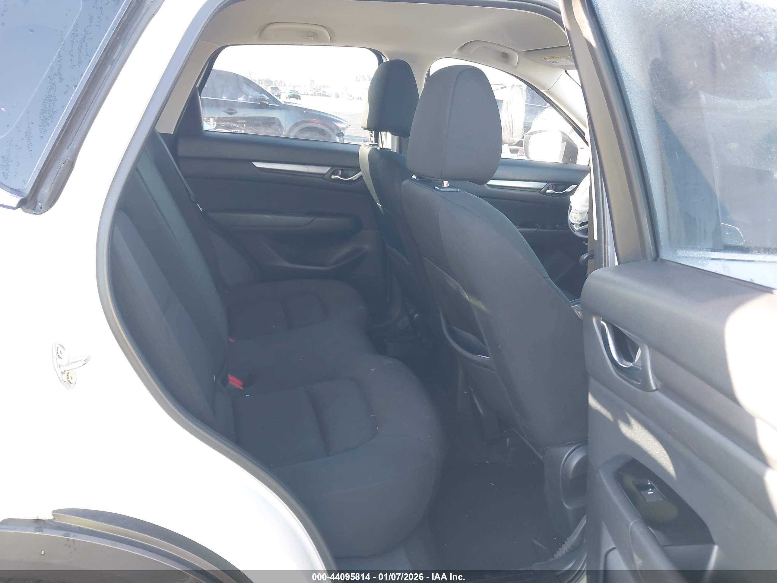 MAZDA CX-5 image 8