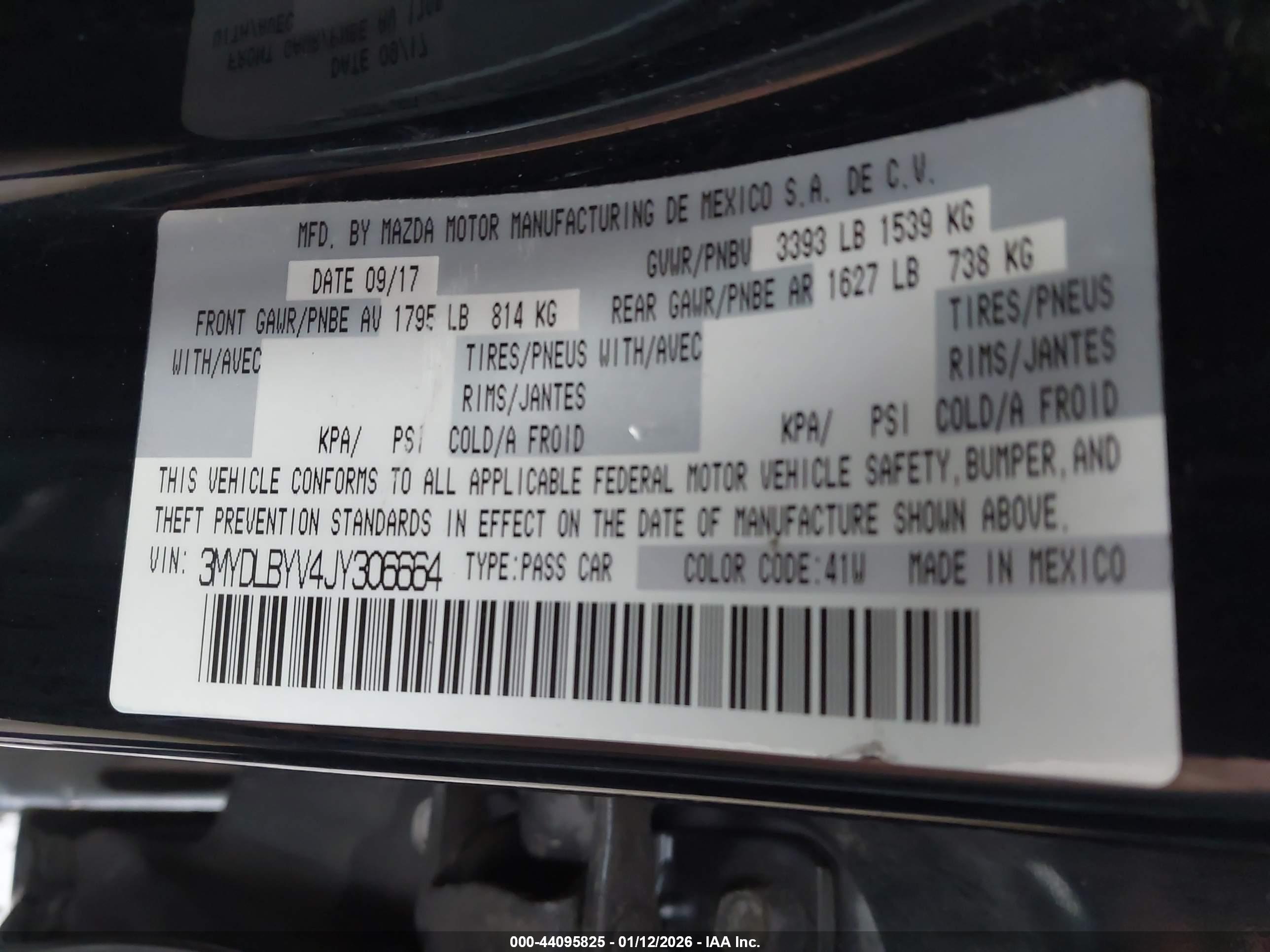 TOYOTA YARIS image 9