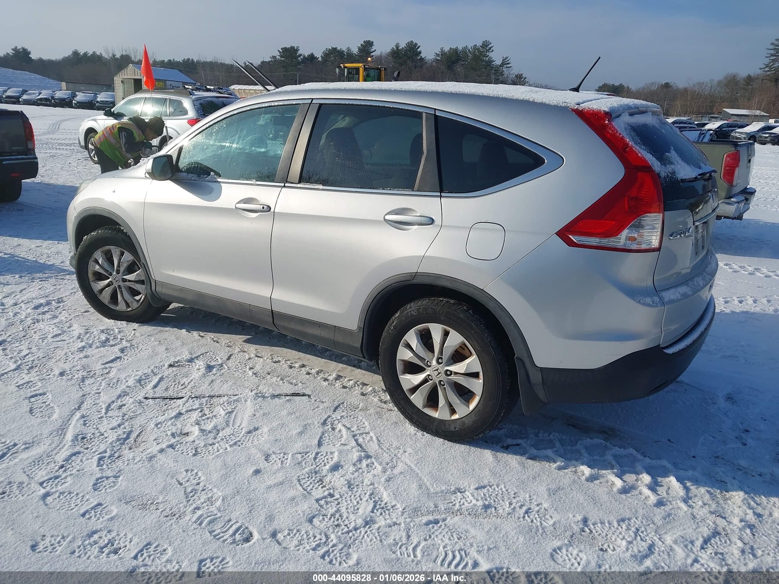 HONDA CR-V image 3