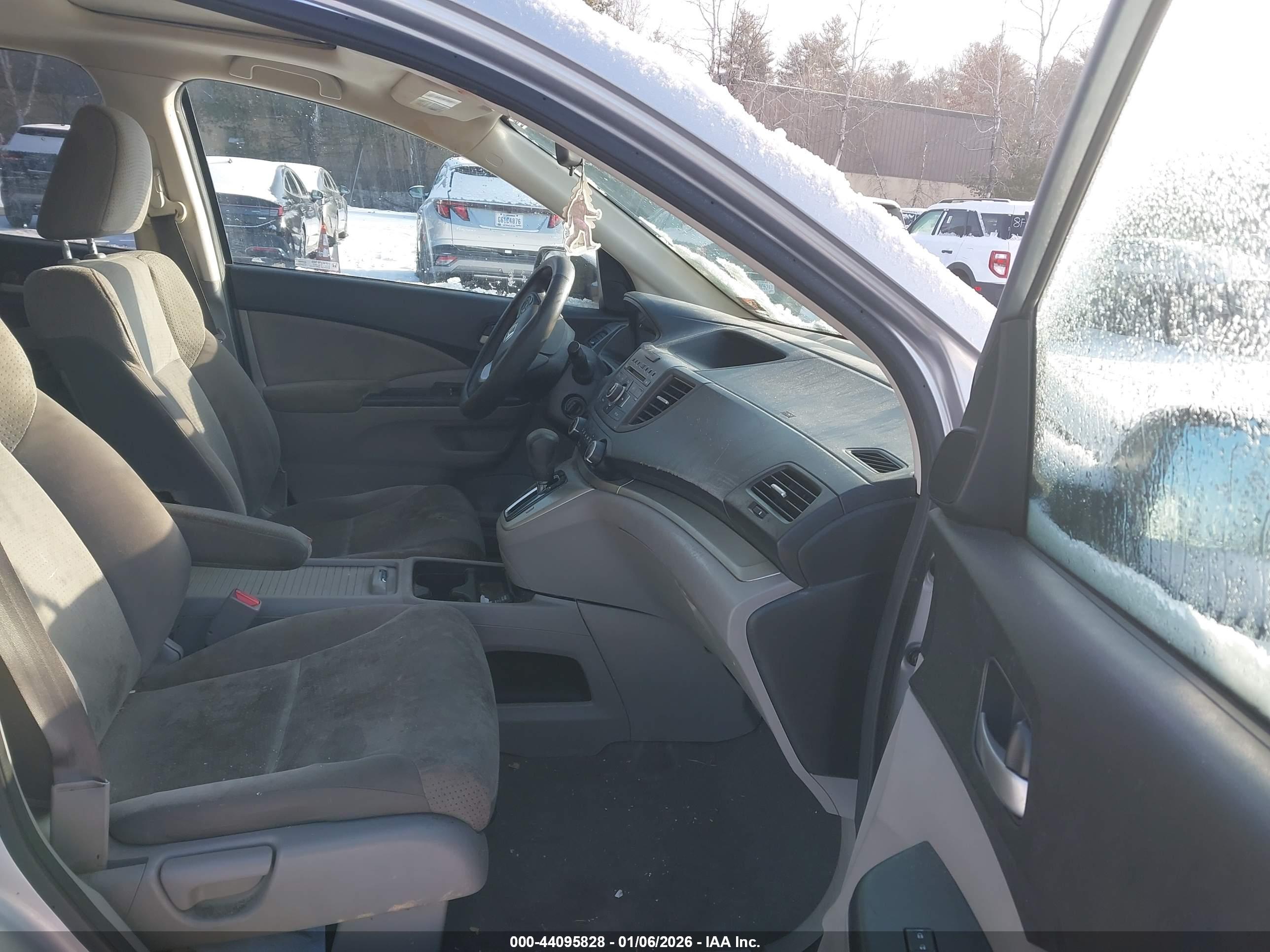 HONDA CR-V image 5