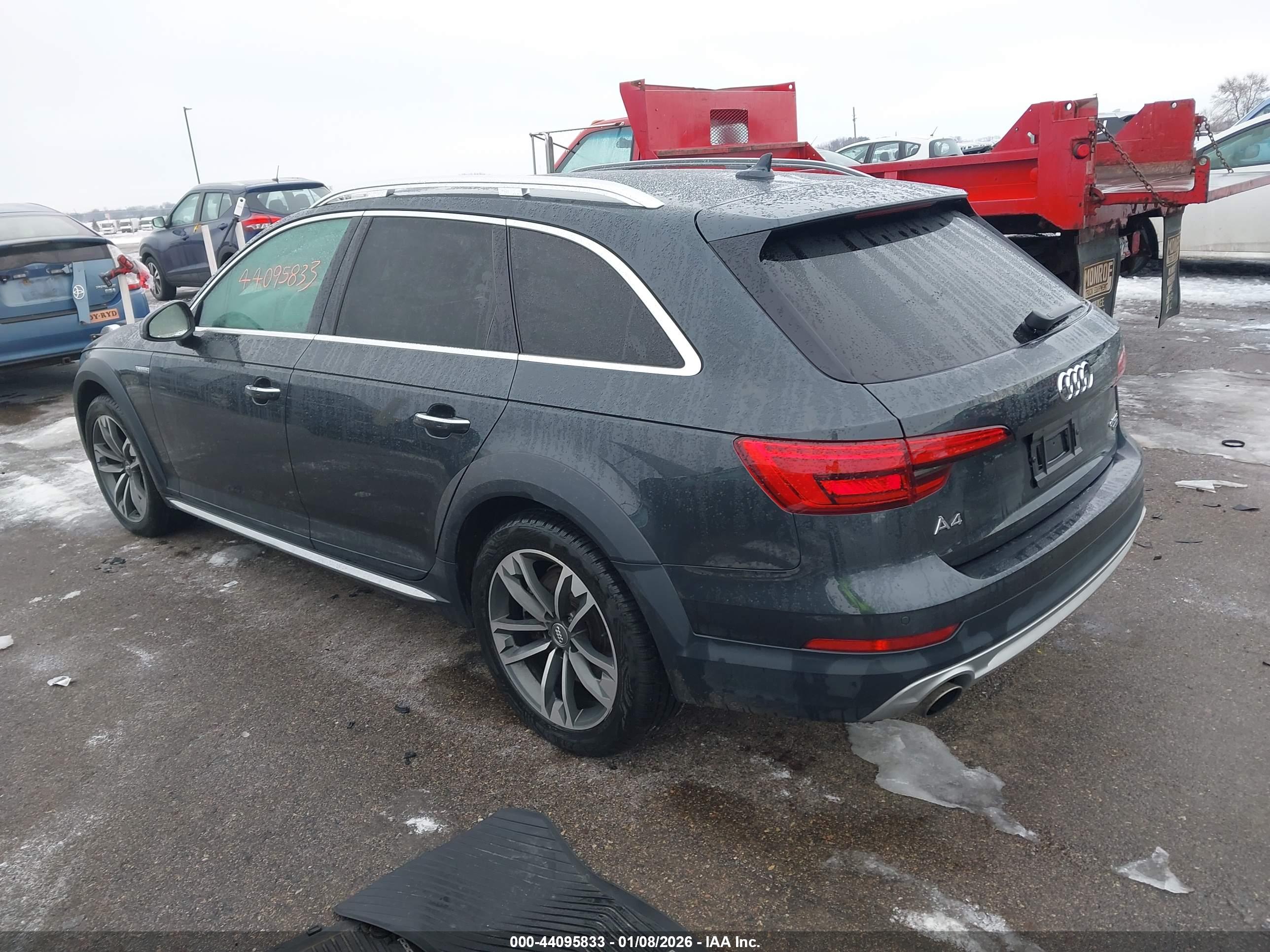 AUDI A4 image 3