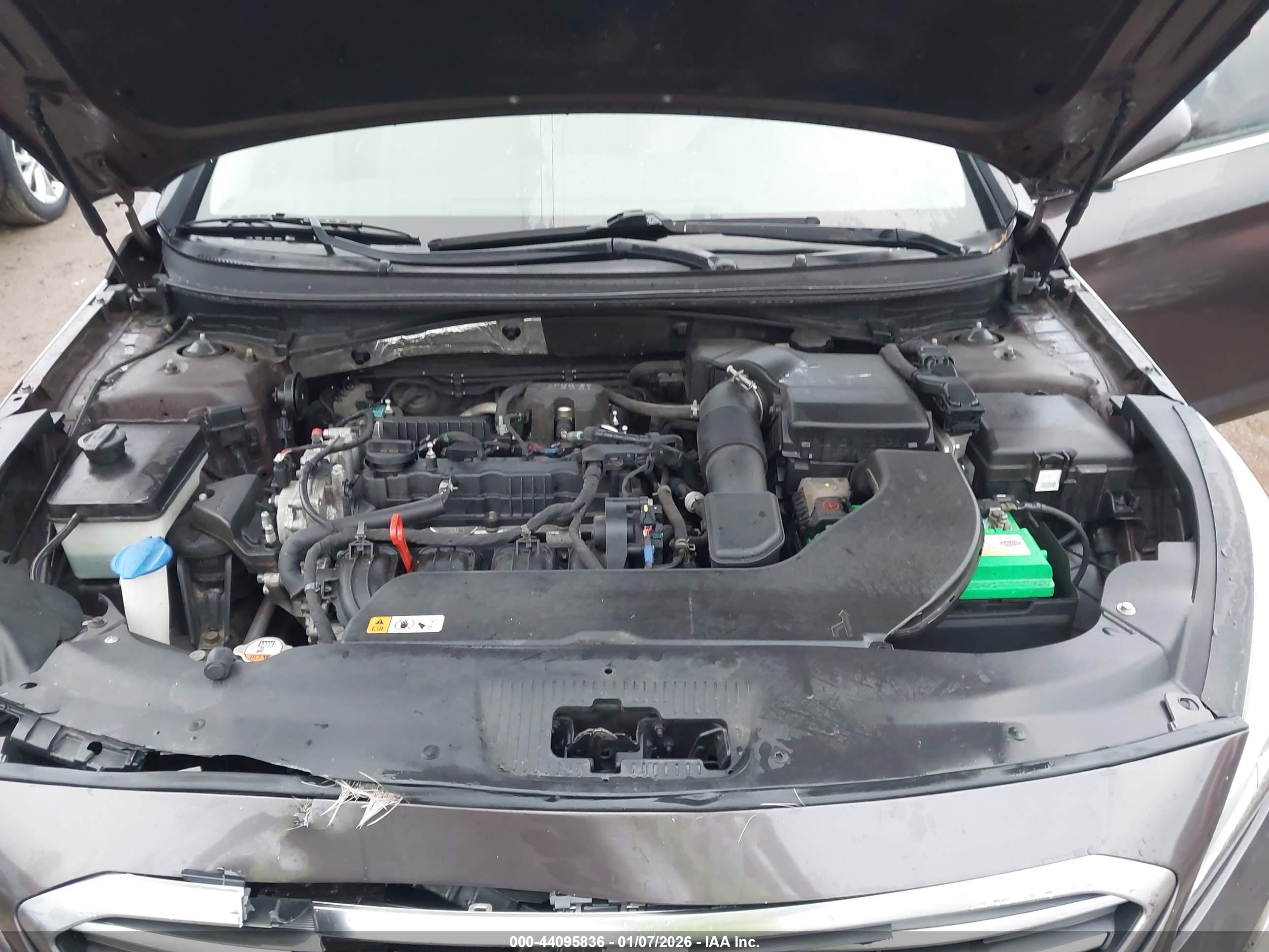 HYUNDAI SONATA image 10