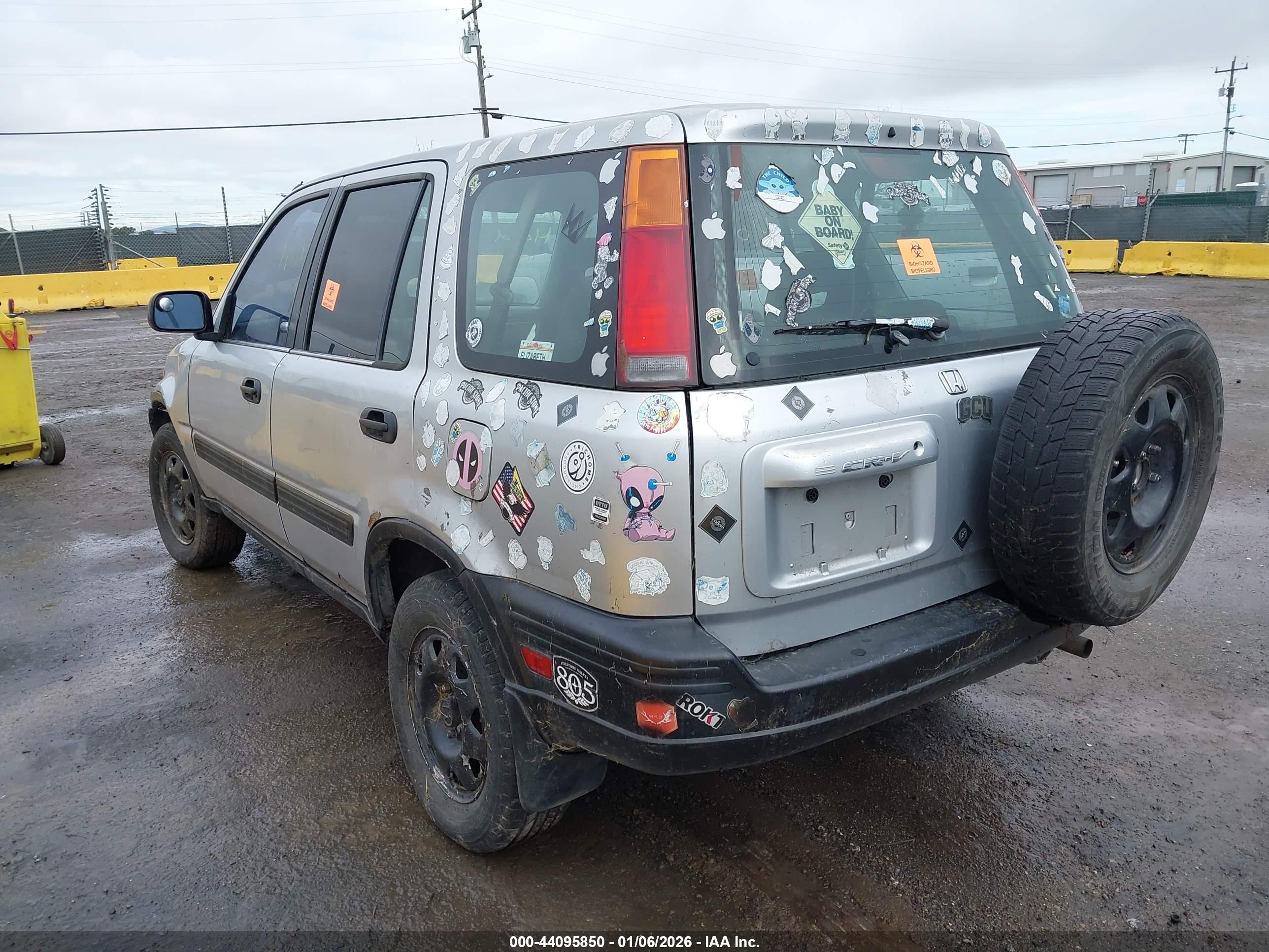 HONDA CR-V image 3