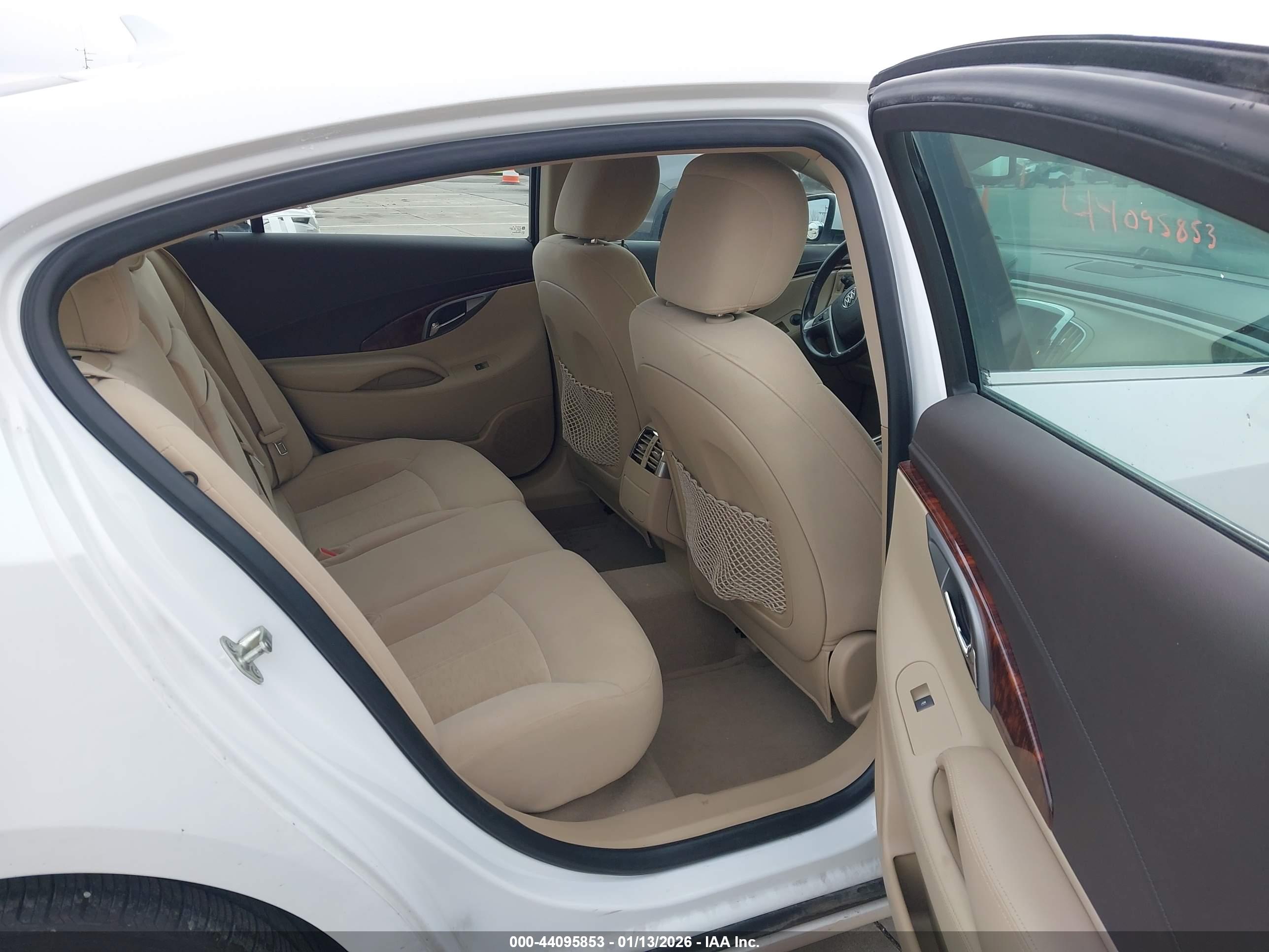 BUICK LACROSSE image 8