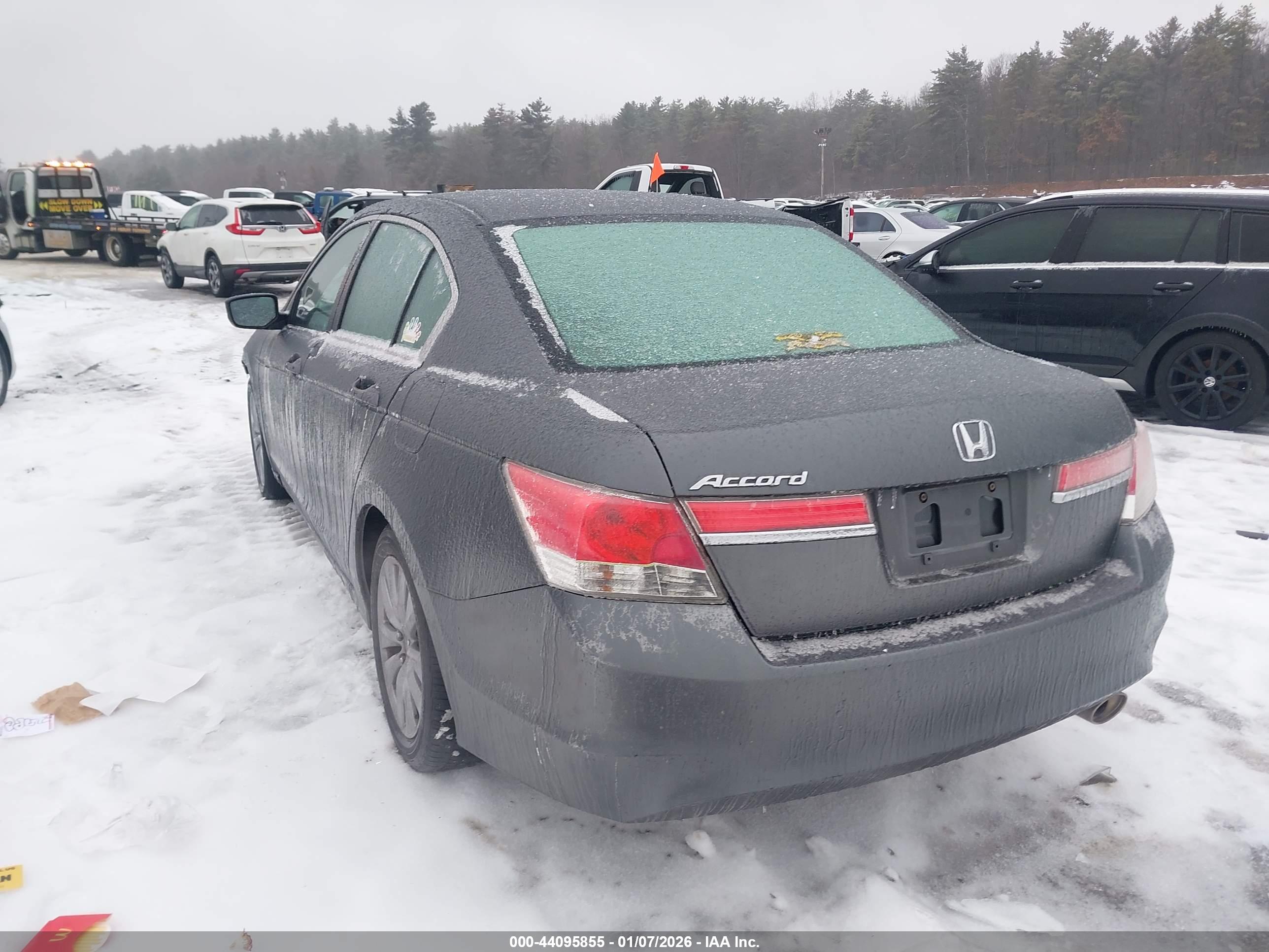 HONDA ACCORD image 3
