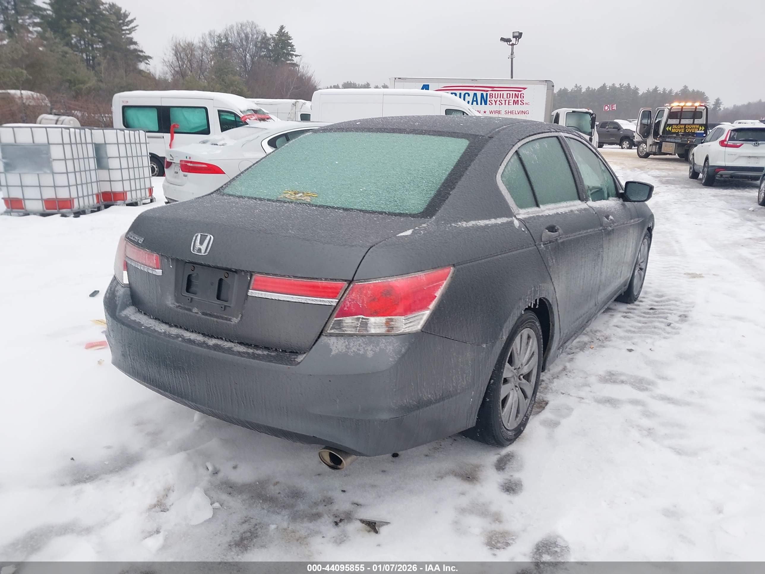 HONDA ACCORD image 4