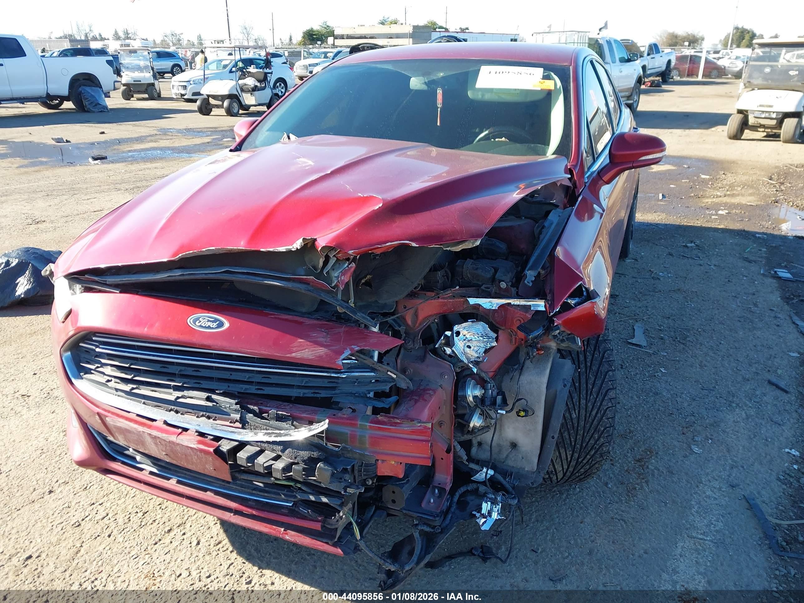 FORD FUSION image 2