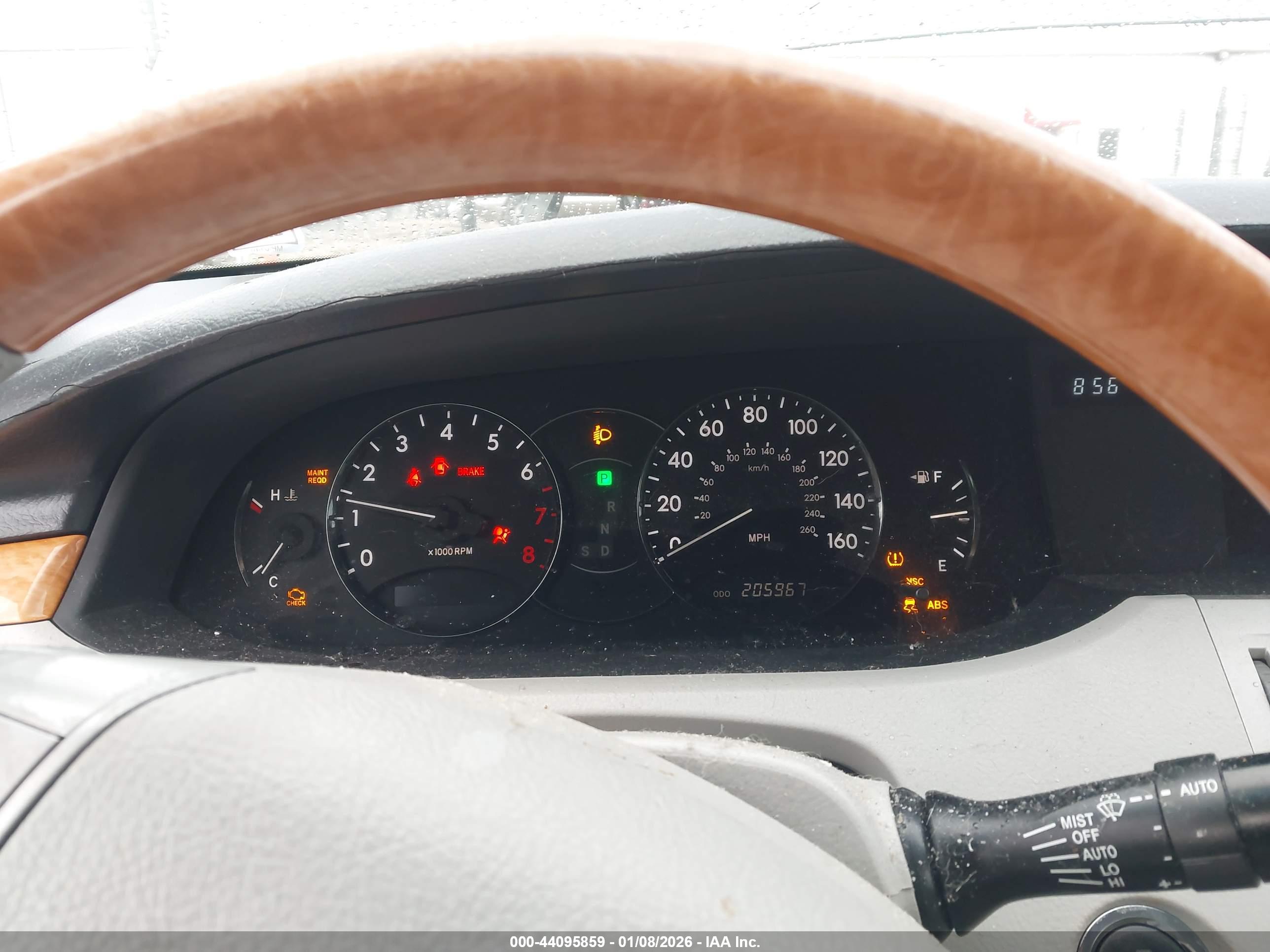 TOYOTA AVALON image 7