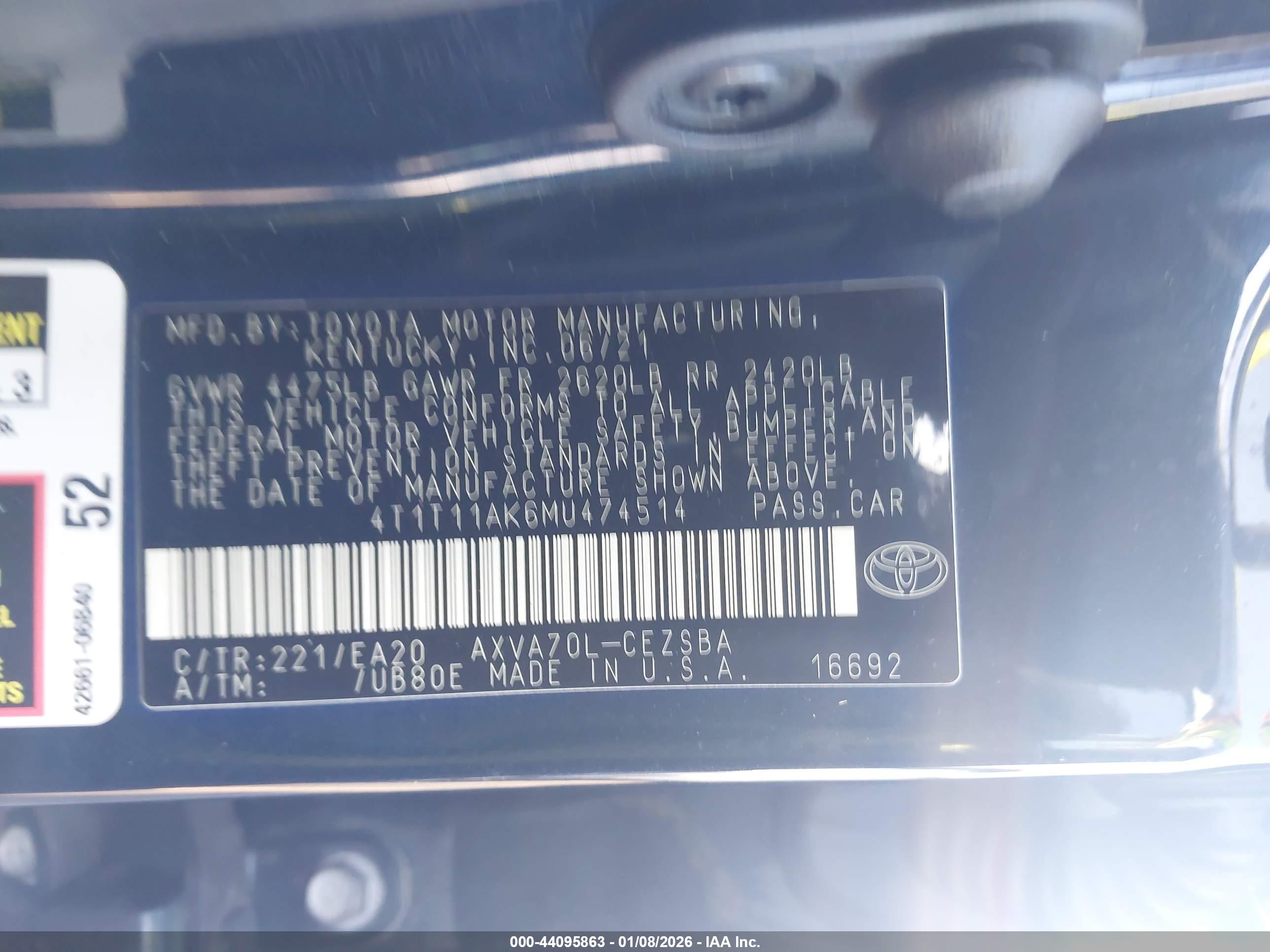 TOYOTA CAMRY image 9