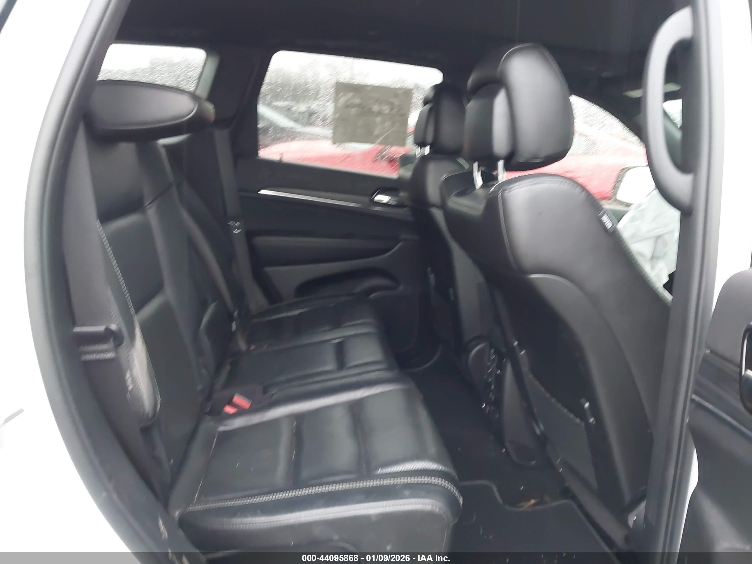 JEEP GRAND image 8