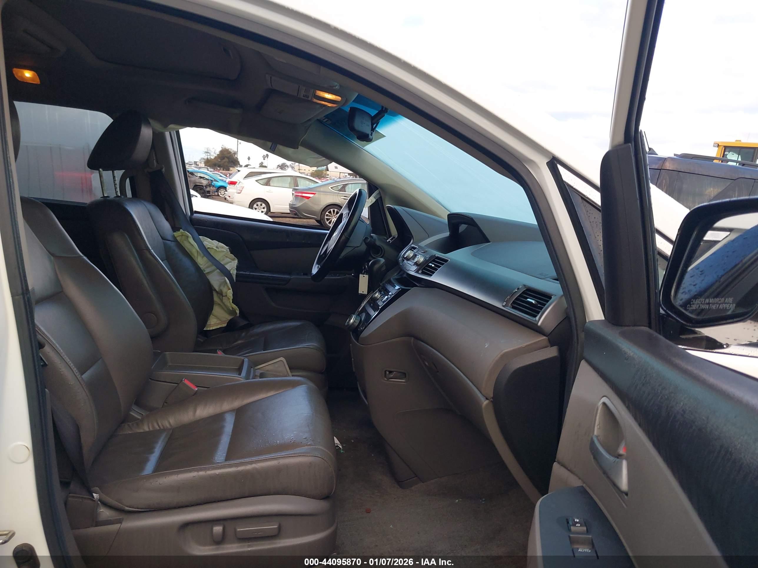 HONDA ODYSSEY image 5