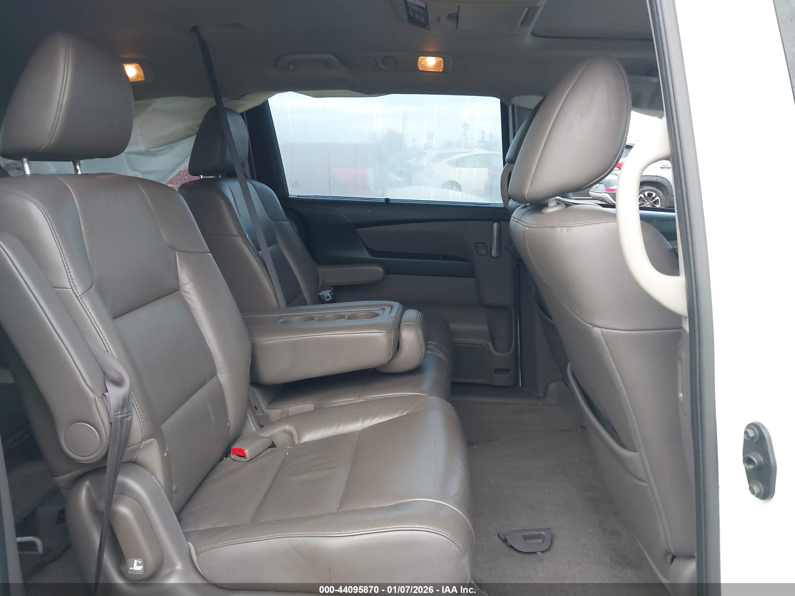 HONDA ODYSSEY image 8