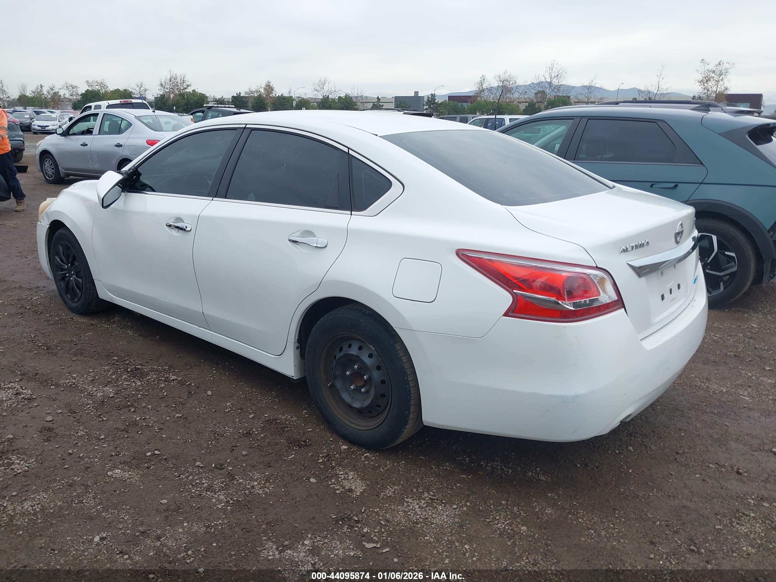 NISSAN ALTIMA image 3