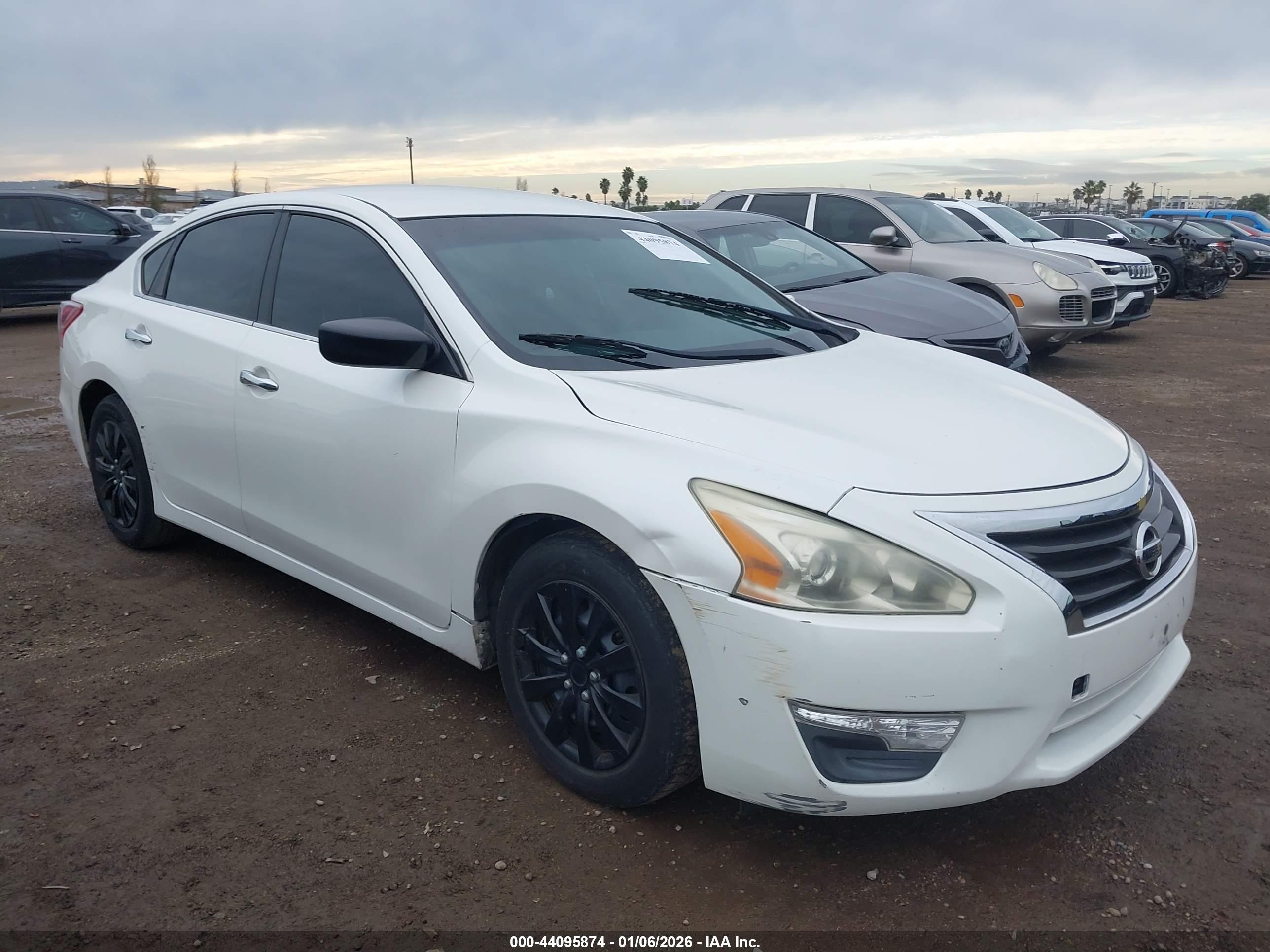 NISSAN ALTIMA image 6