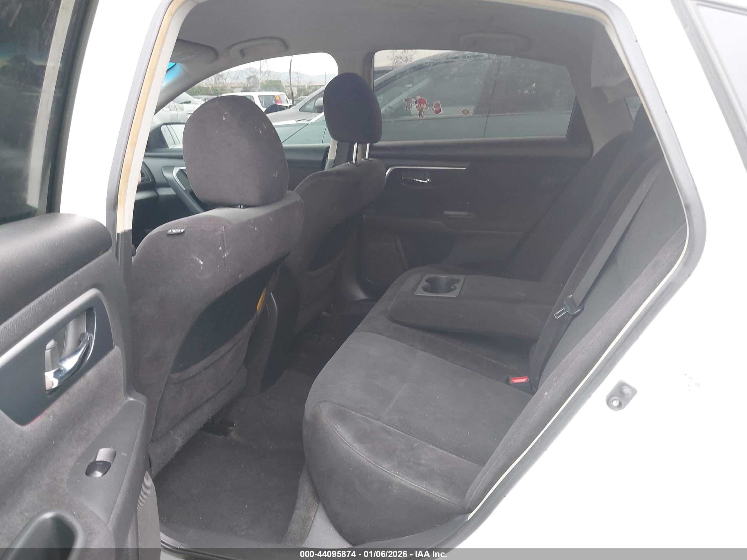 NISSAN ALTIMA image 8