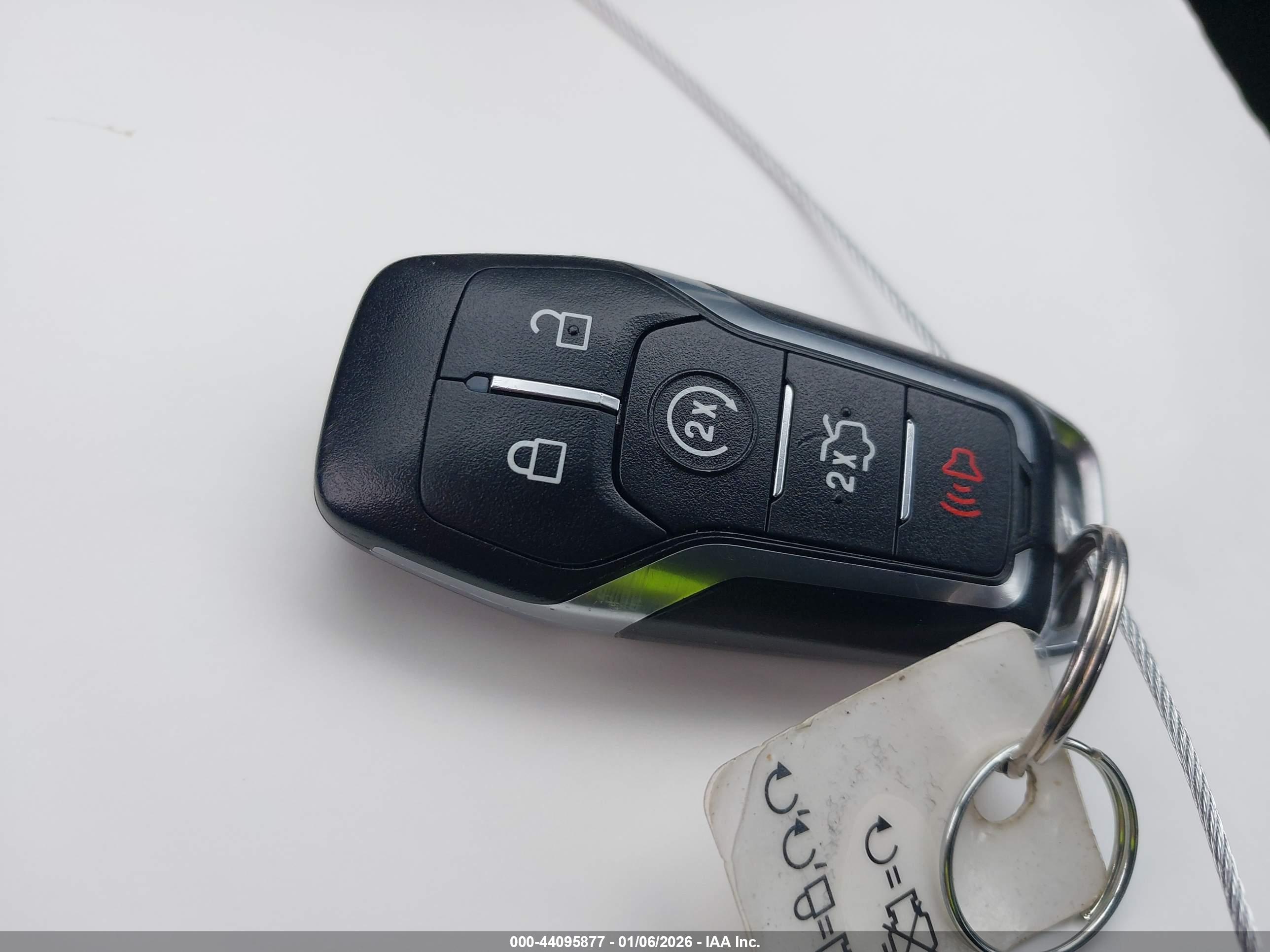 FORD FUSION image 11