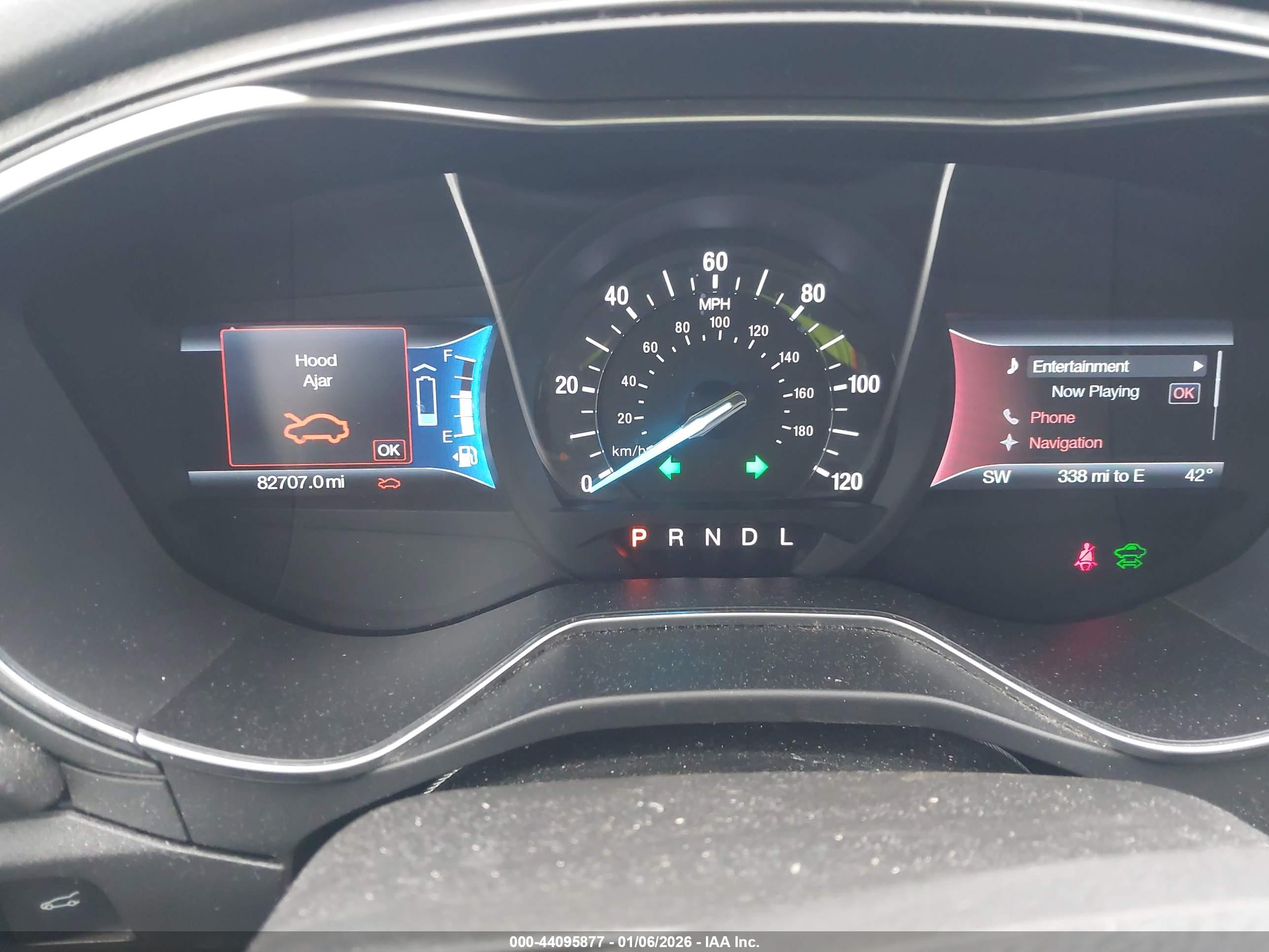 FORD FUSION image 7