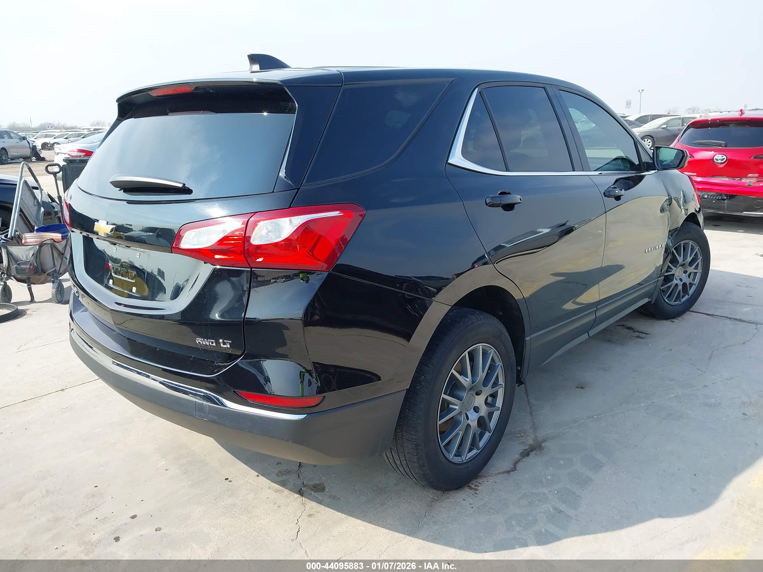 CHEVROLET EQUINOX image 4