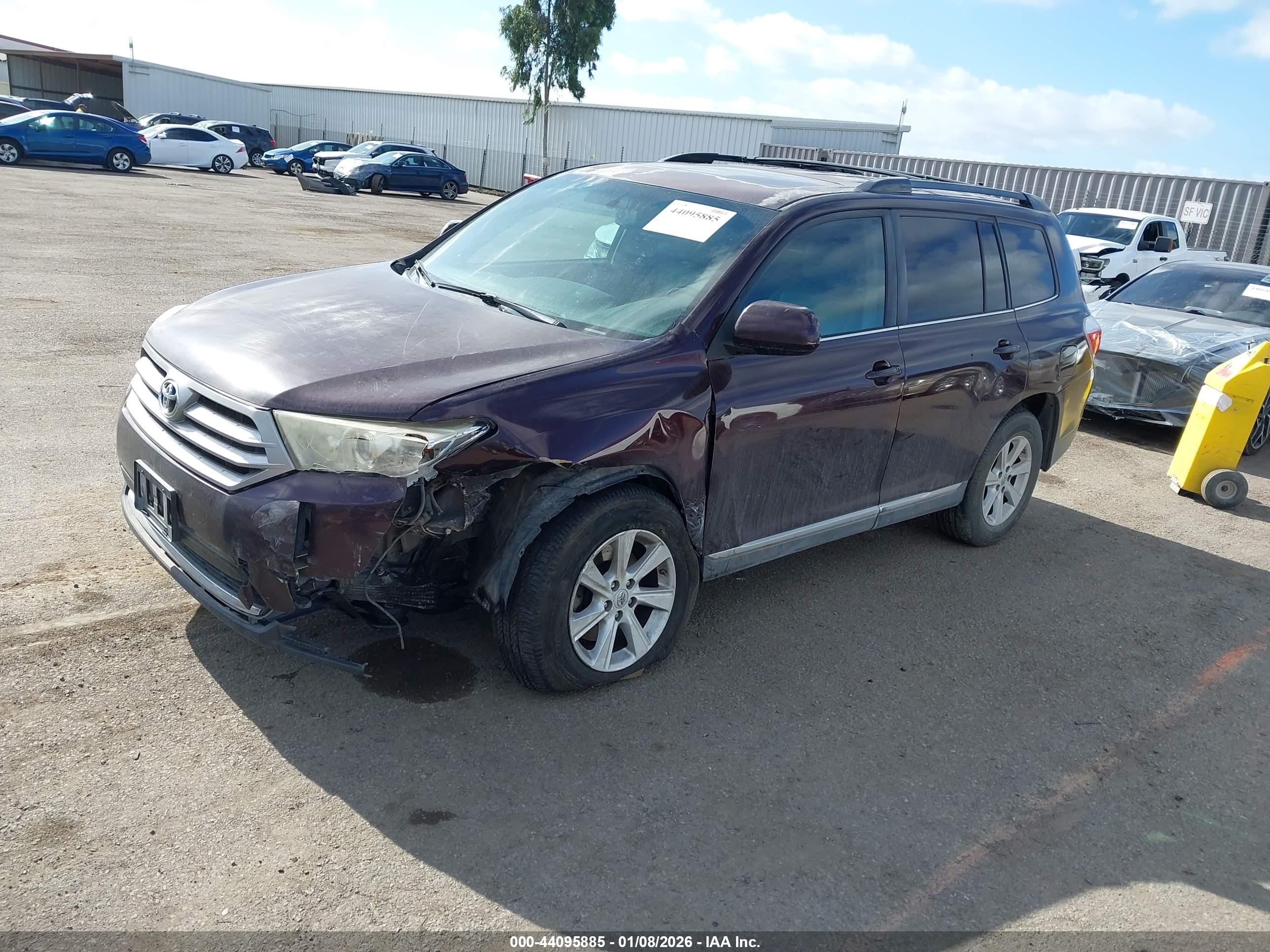TOYOTA HIGHLANDER image 2