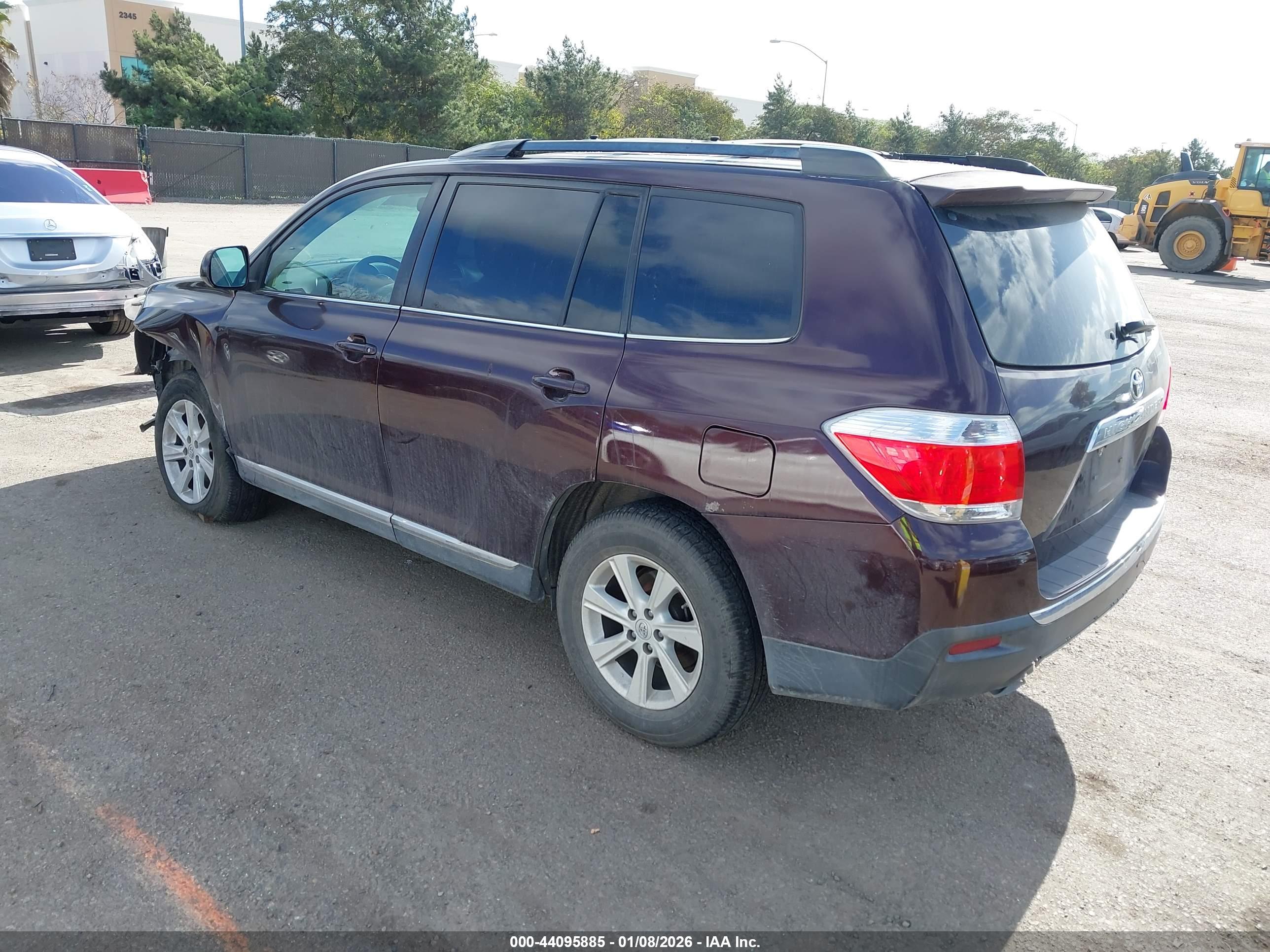 TOYOTA HIGHLANDER image 3