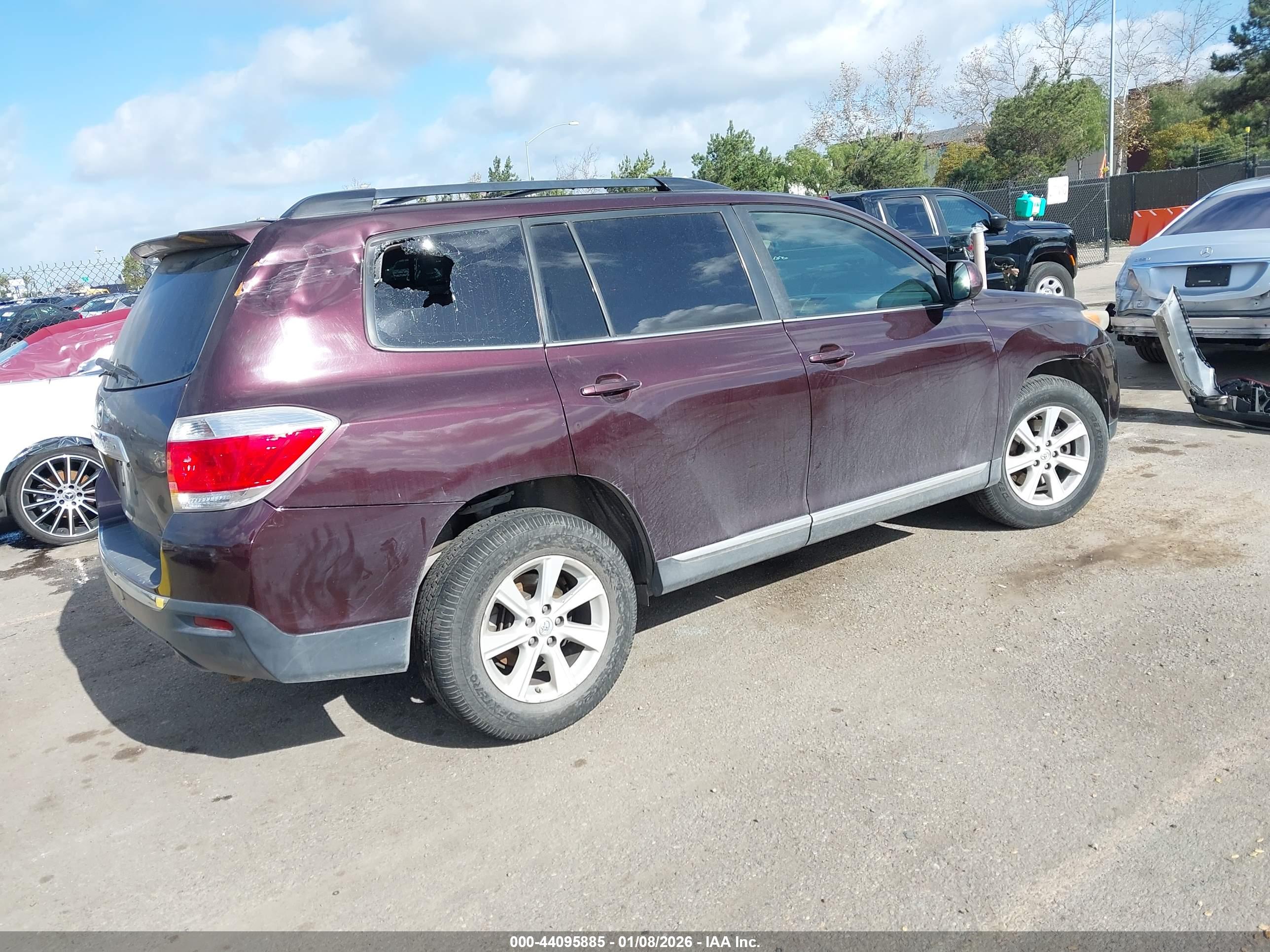 TOYOTA HIGHLANDER image 4