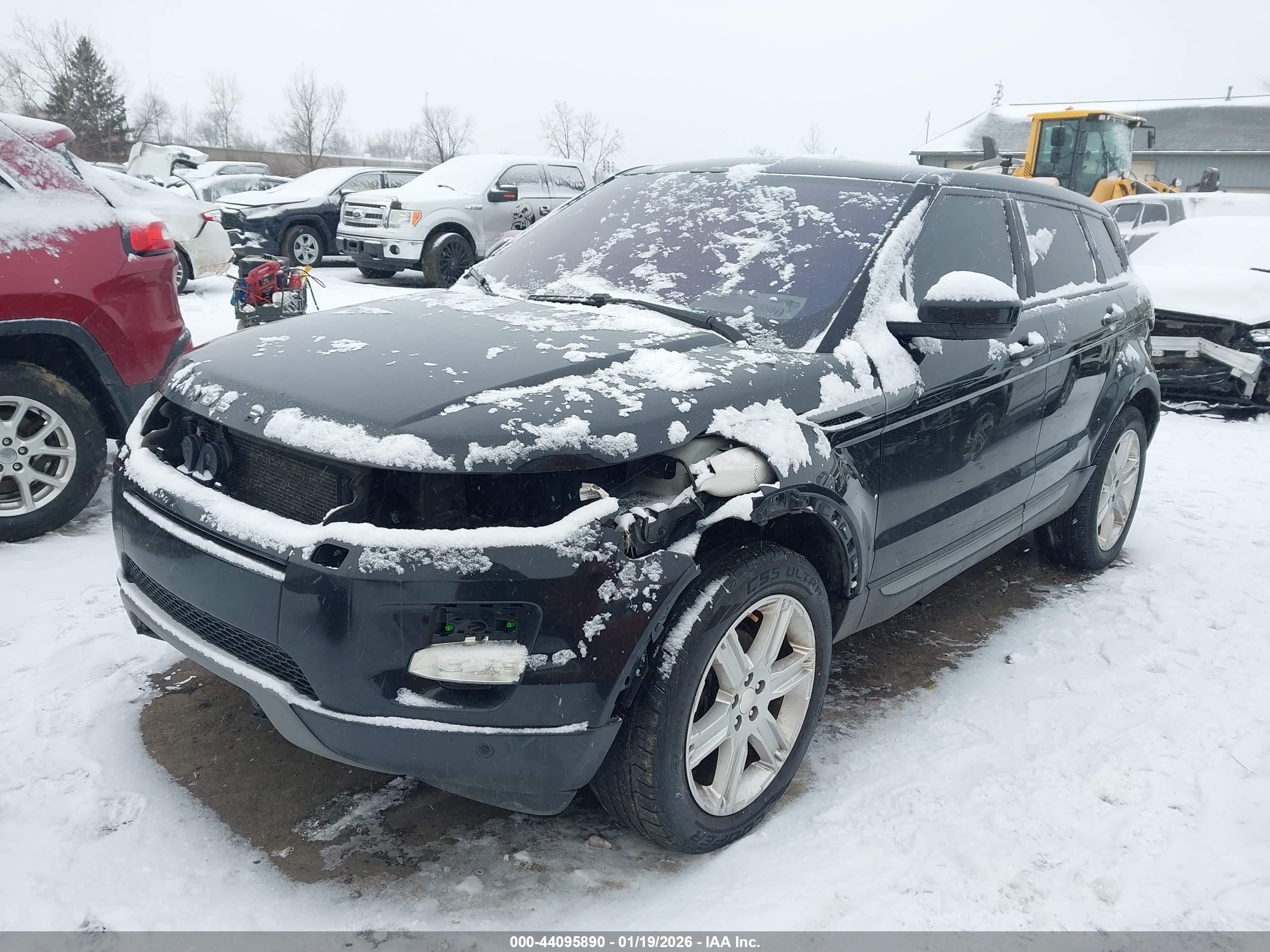 LAND ROVER image 2