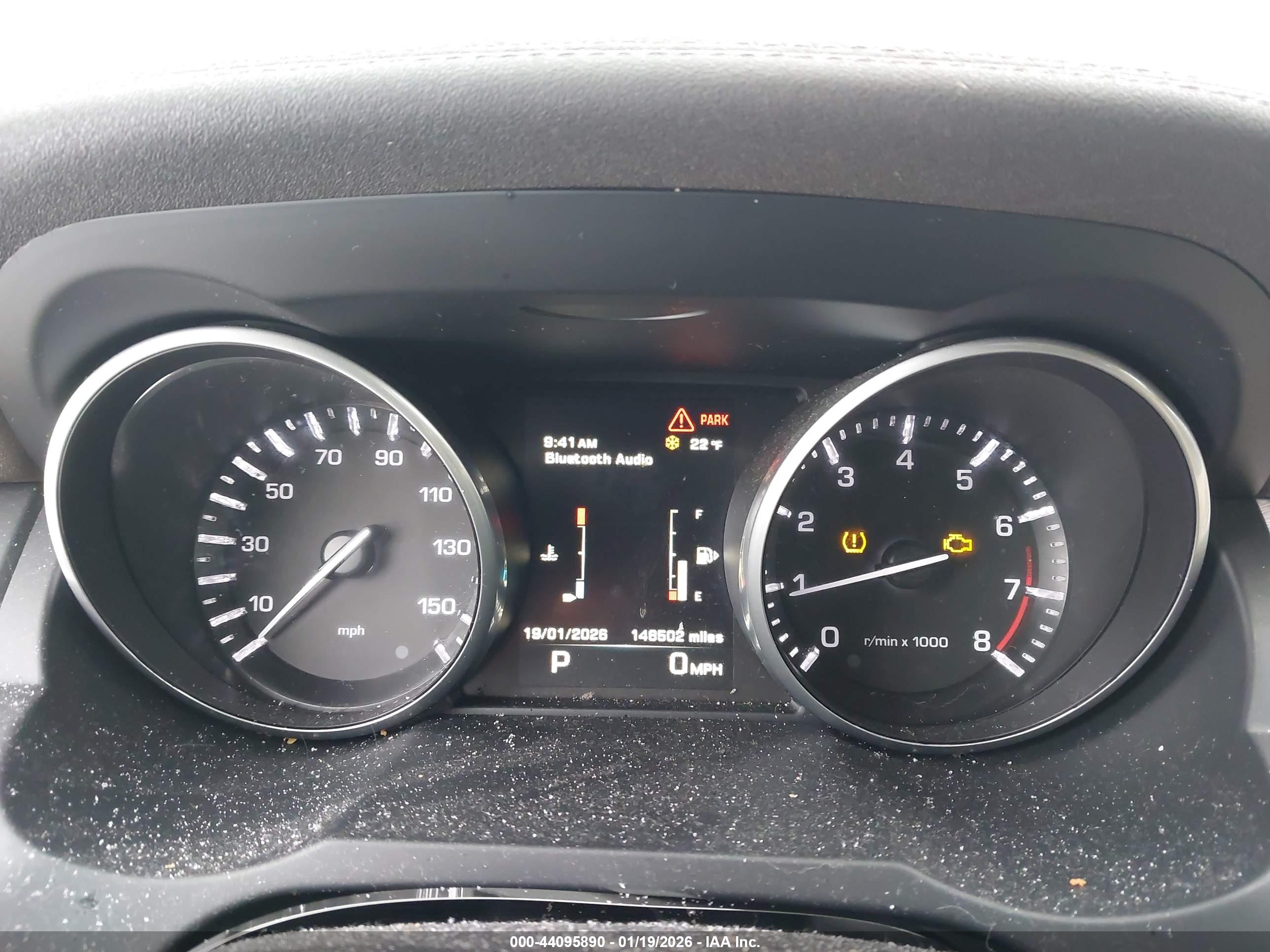 LAND ROVER image 7