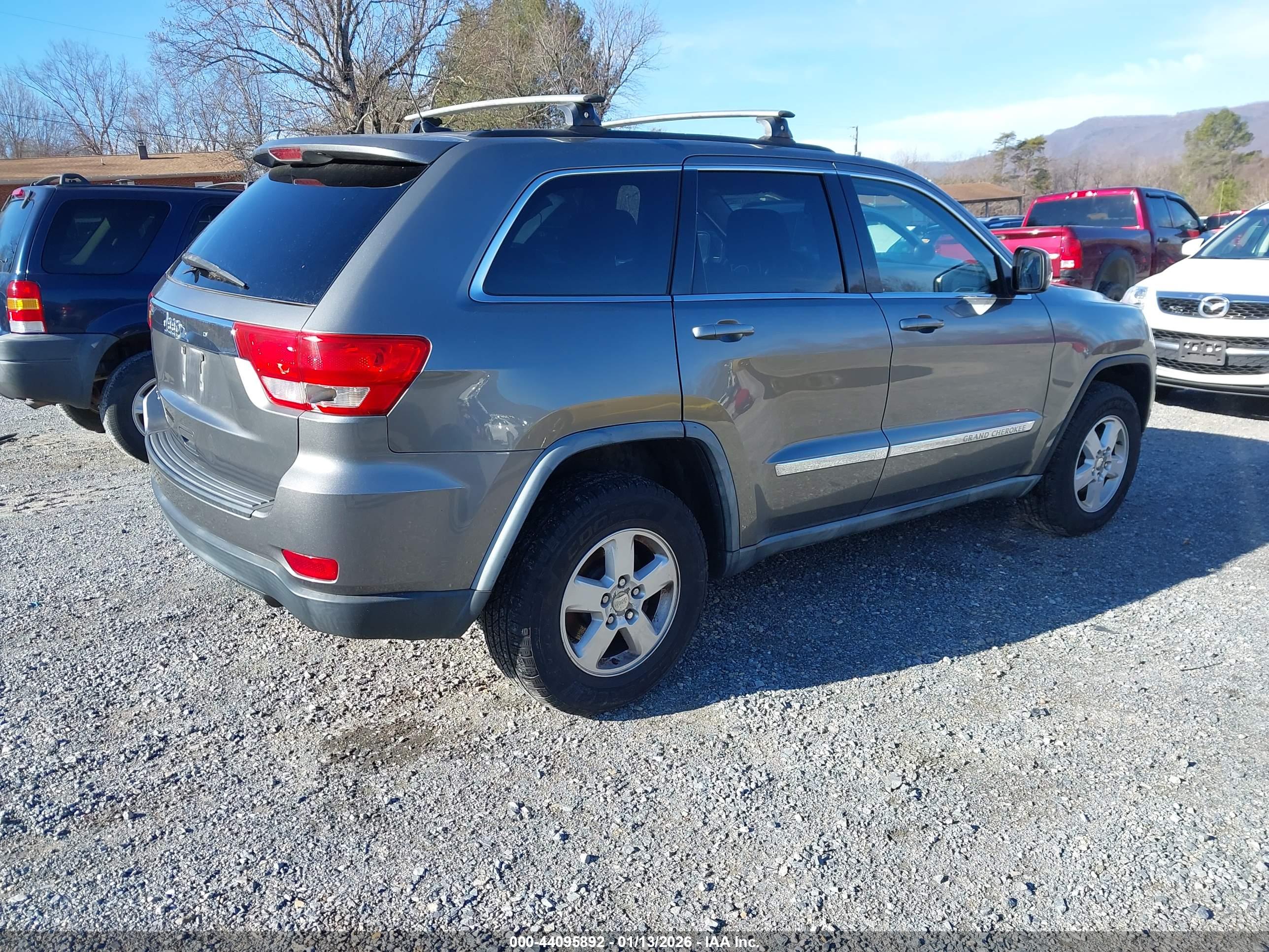 JEEP GRAND image 4