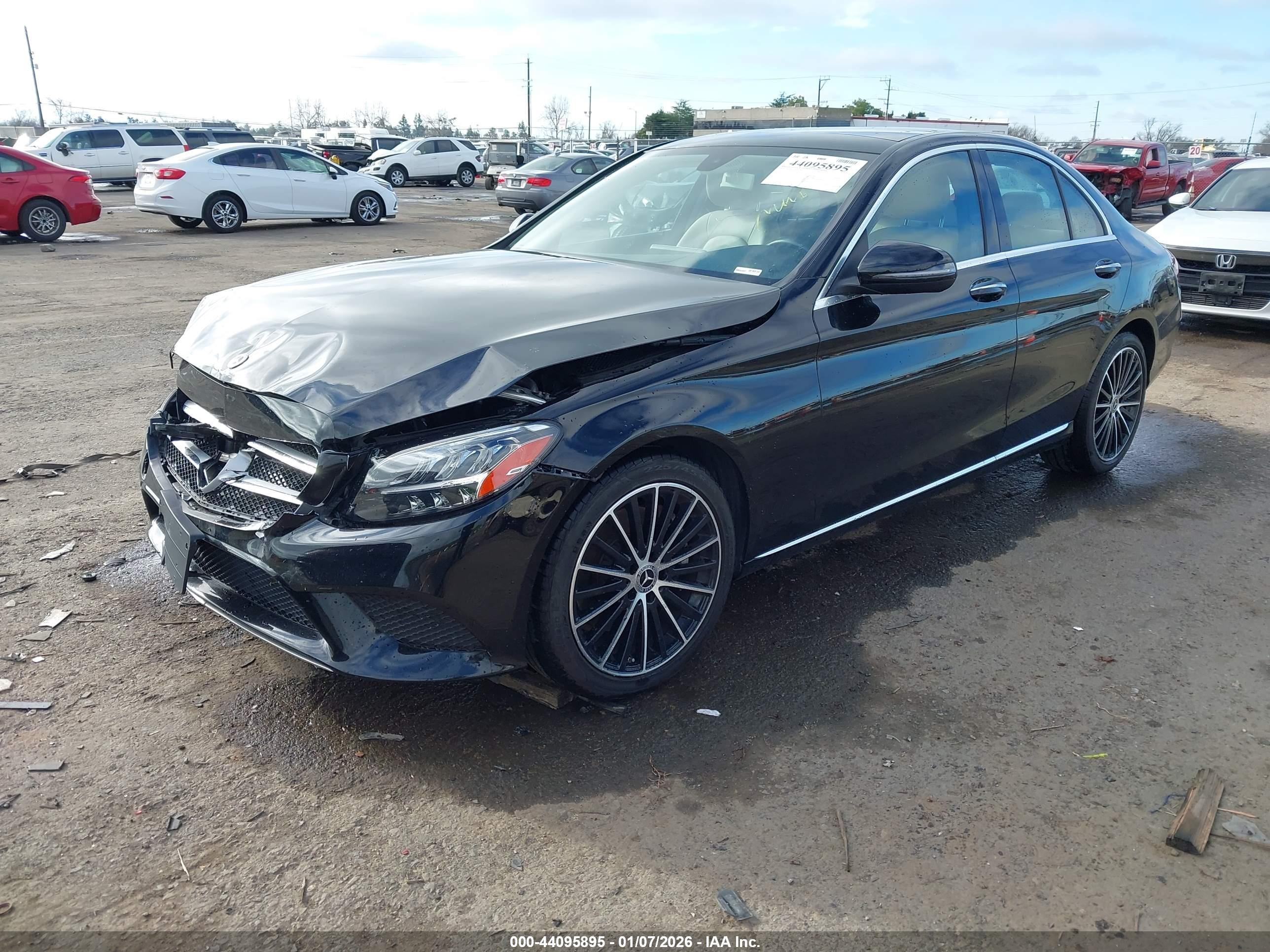 MERCEDES-BENZ C image 2
